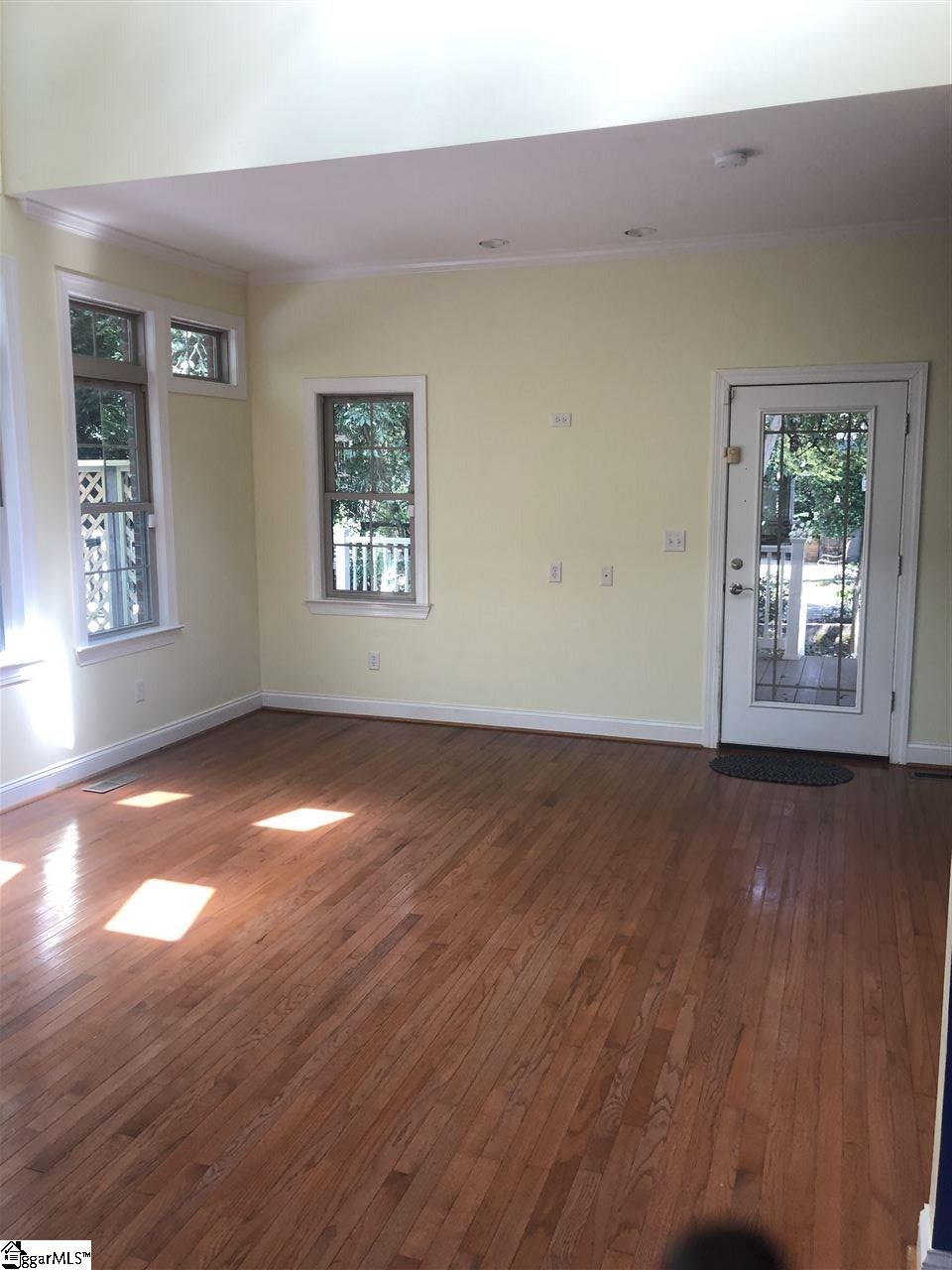13 Victory Avenue Greenville, SC 29601