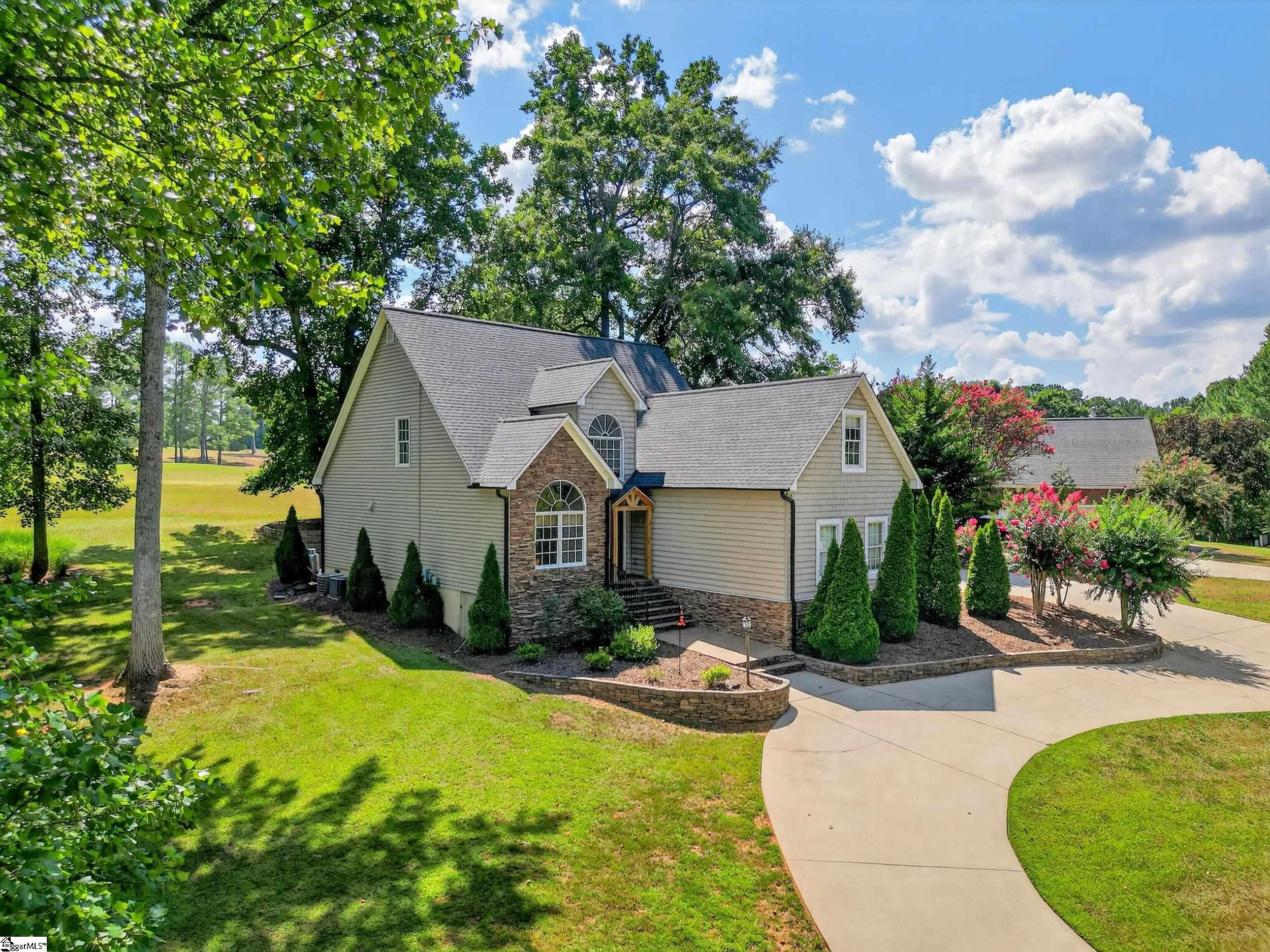 724 Three Wood Lane Woodruff, SC 29388