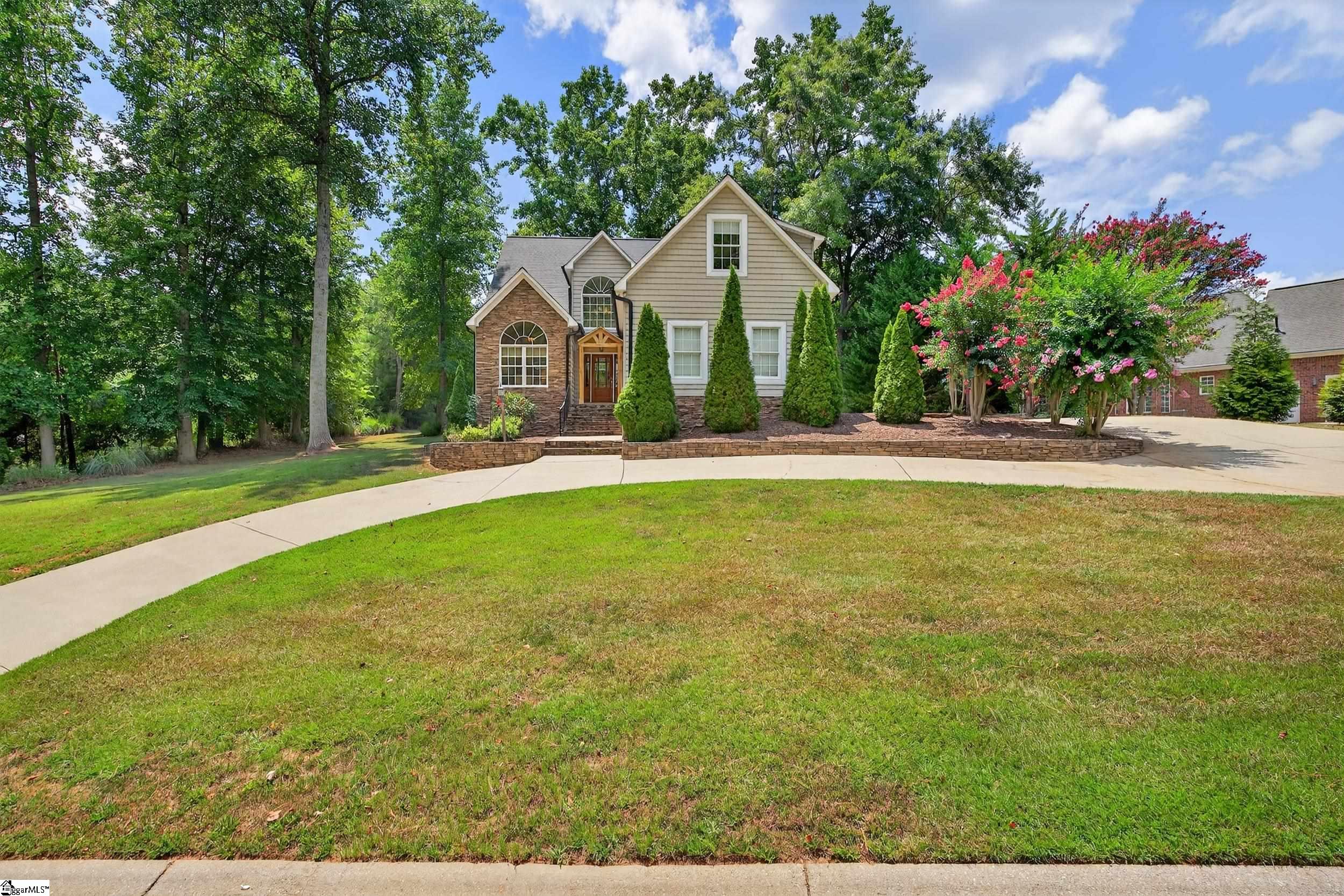 724 Three Wood Lane Woodruff, SC 29388