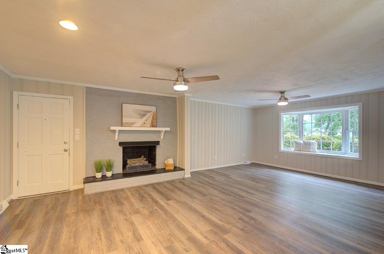 4 Lynn Drive Taylors, SC 29687