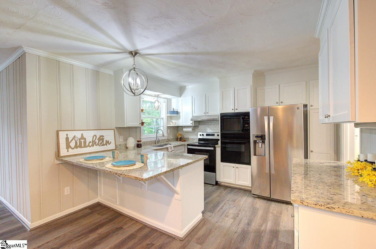 4 Lynn Drive Taylors, SC 29687