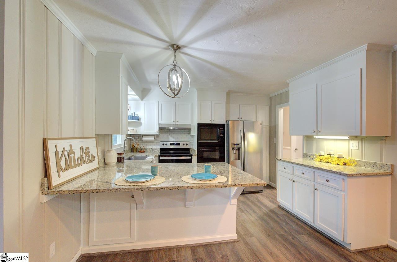 4 Lynn Drive Taylors, SC 29687