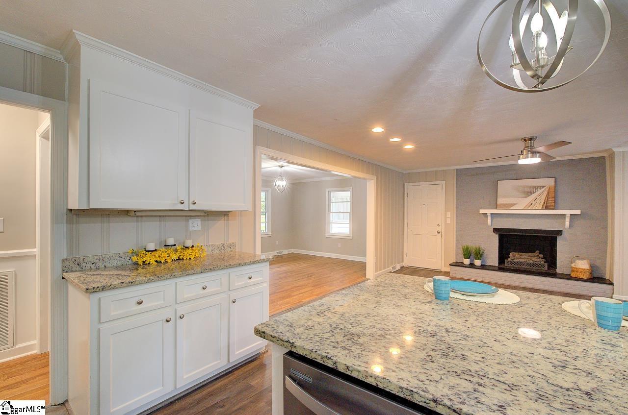 4 Lynn Drive Taylors, SC 29687