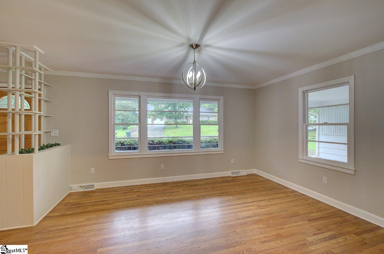 4 Lynn Drive Taylors, SC 29687