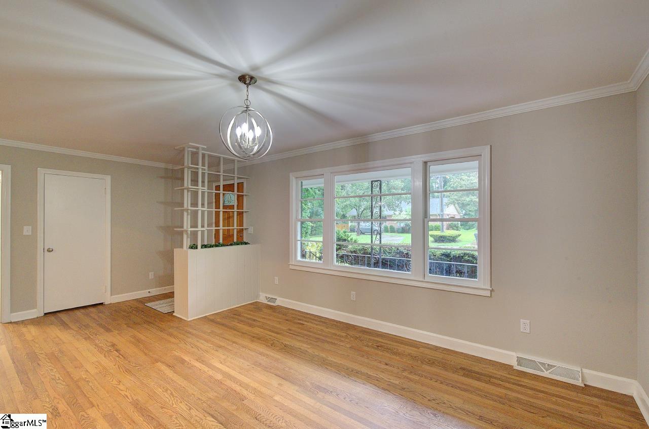 4 Lynn Drive Taylors, SC 29687