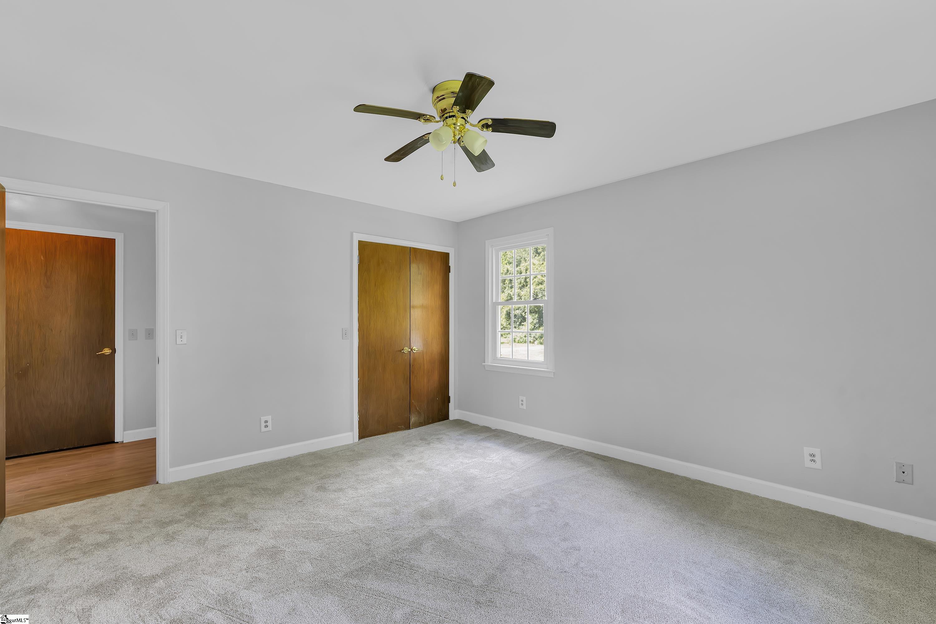 23 Riverview Circle Greenville, SC 29611