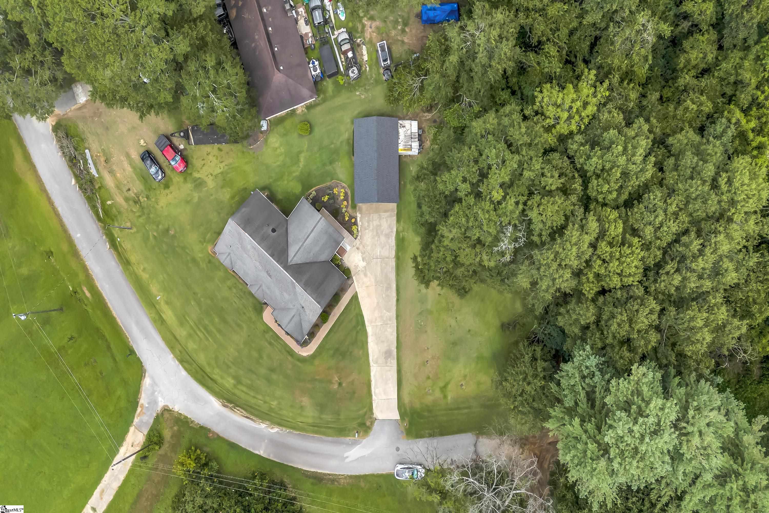 23 Riverview Circle Greenville, SC 29611