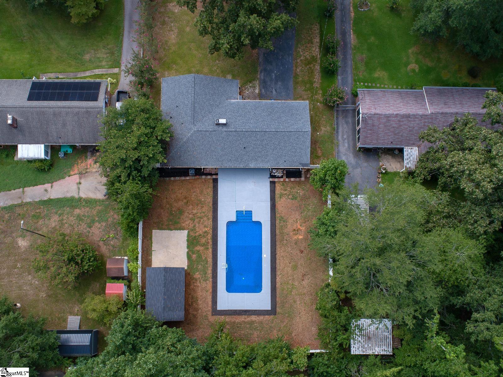 216 Maxine Street Spartanburg, SC 29307