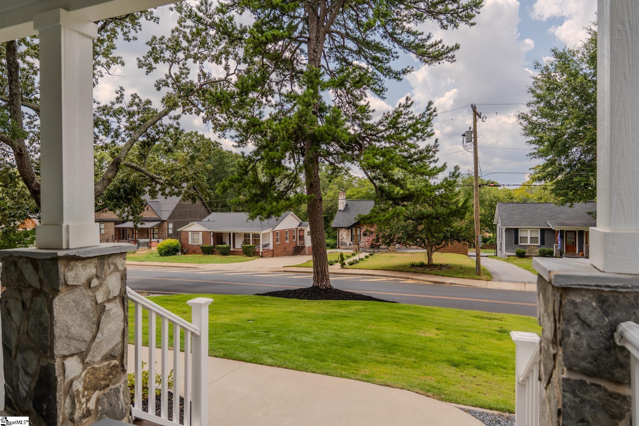23 Old Augusta Road Greenville, SC 29605
