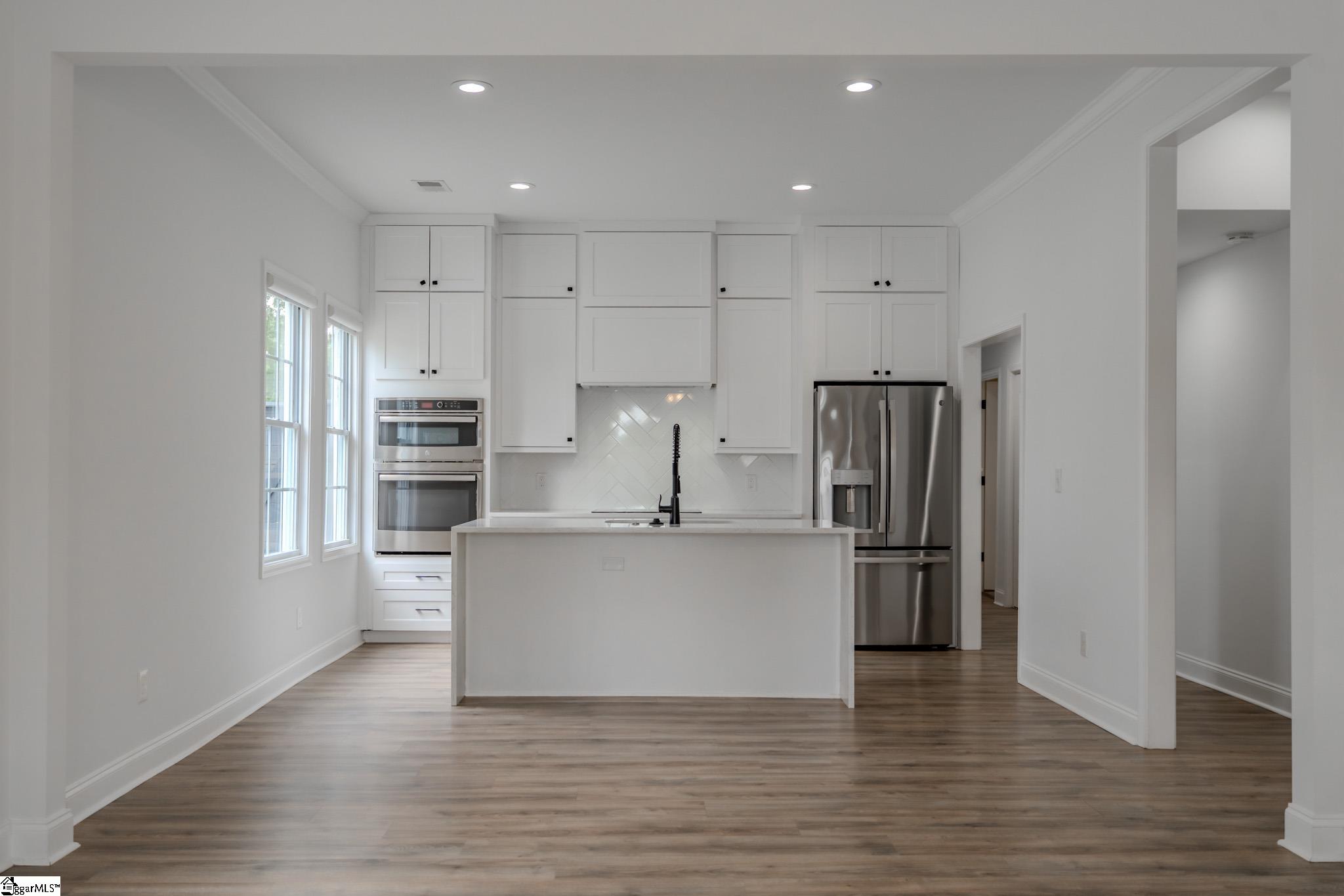 23 Old Augusta Road Greenville, SC 29605