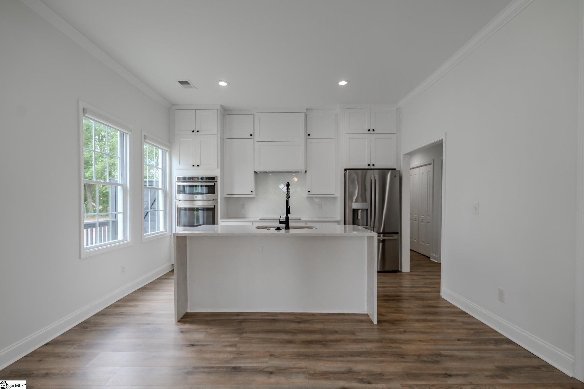 23 Old Augusta Road Greenville, SC 29605
