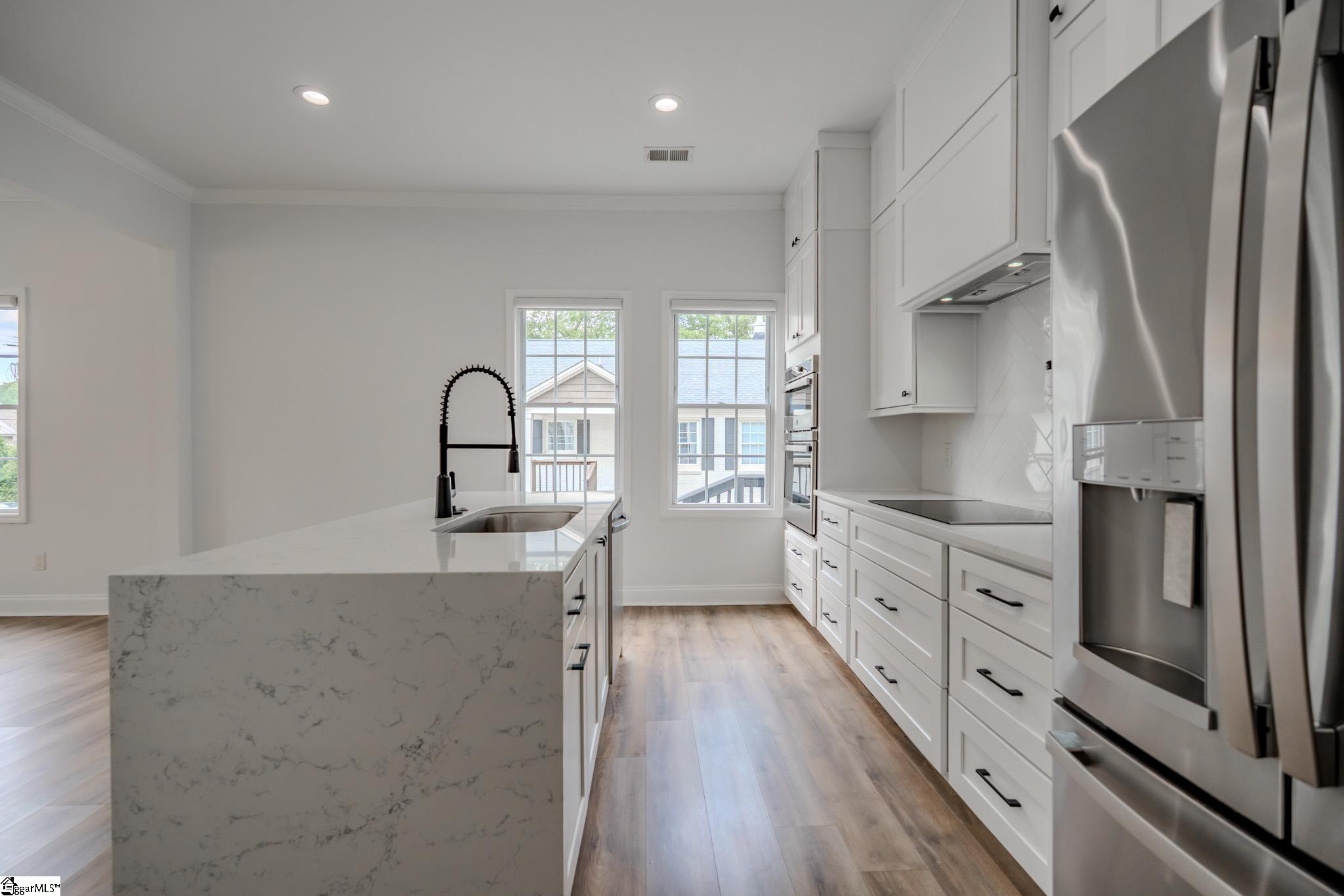 23 Old Augusta Road Greenville, SC 29605