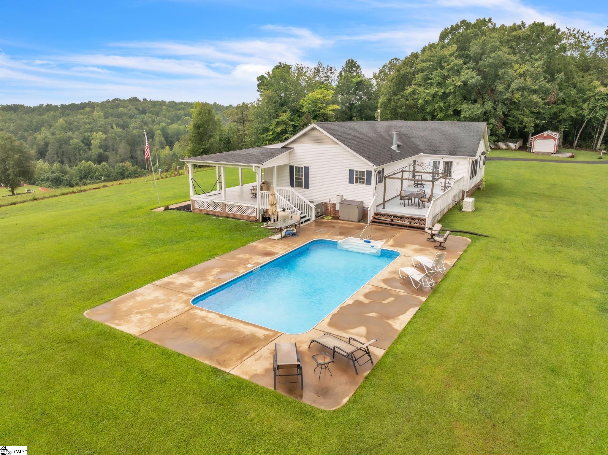 437 McConnell Road Marietta, SC 29661