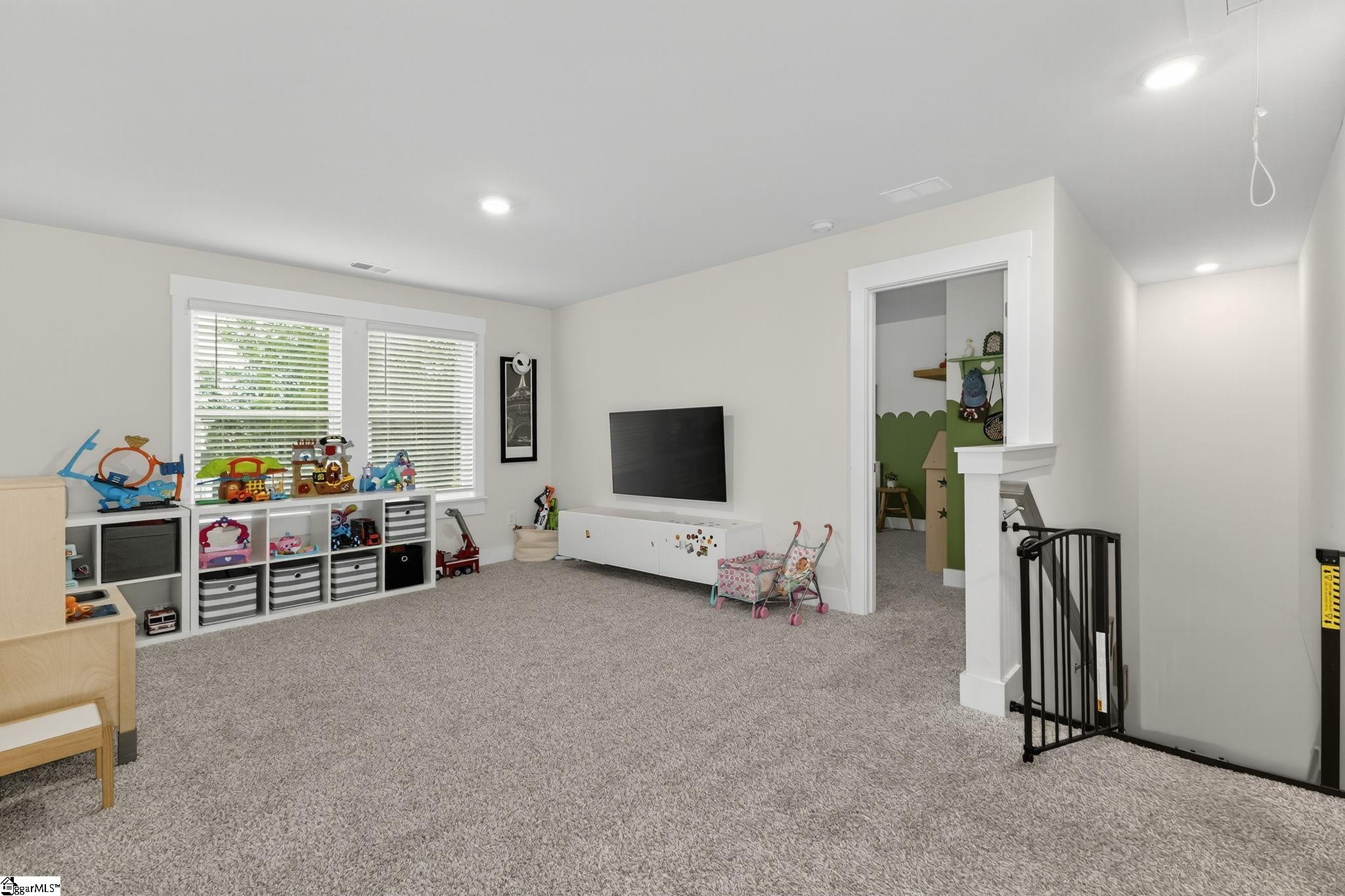 314 Allenby Lane Simpsonville, SC 29680