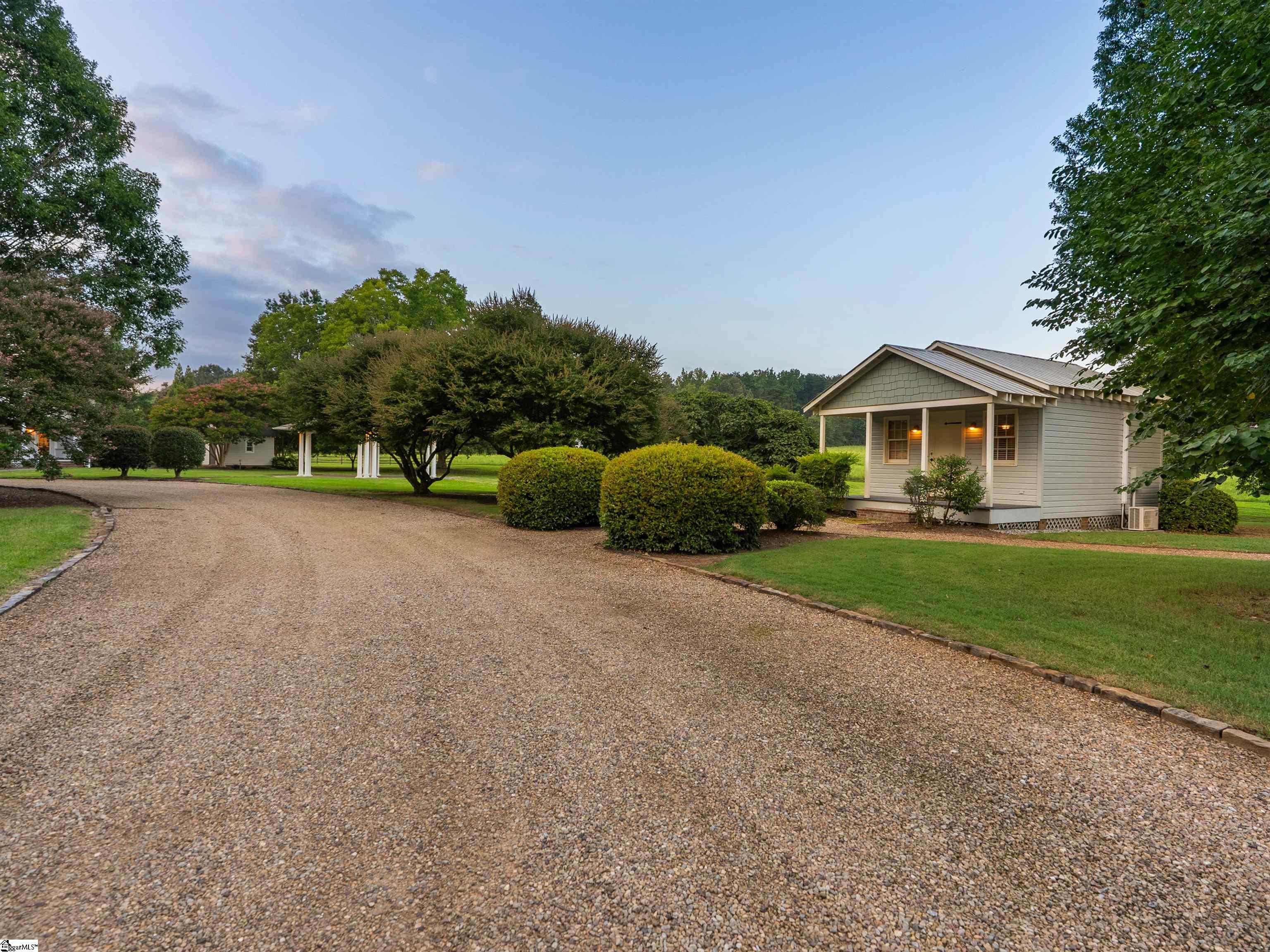 10490 New Cut Road Campobello, SC 29322