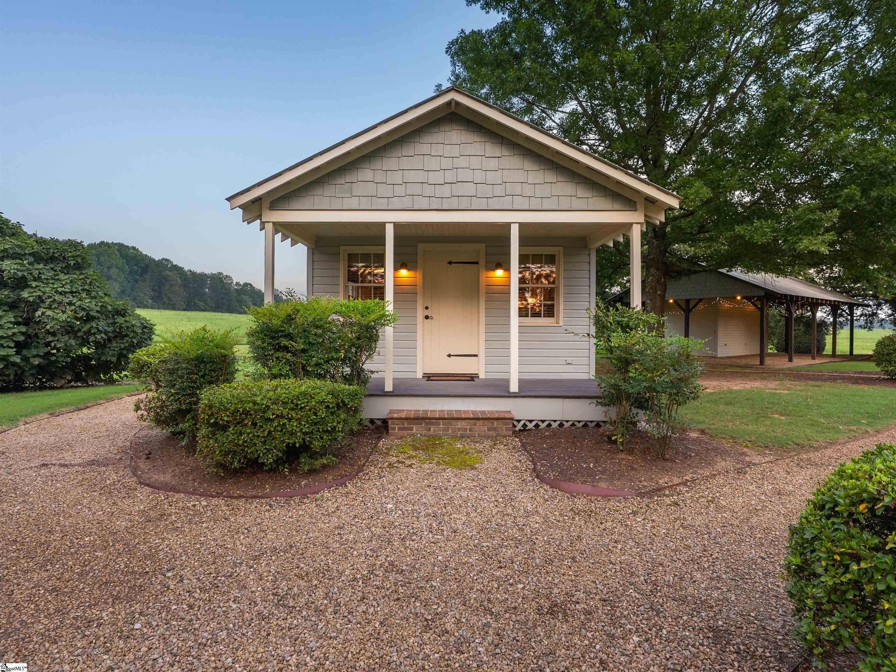 10490 New Cut Road Campobello, SC 29322
