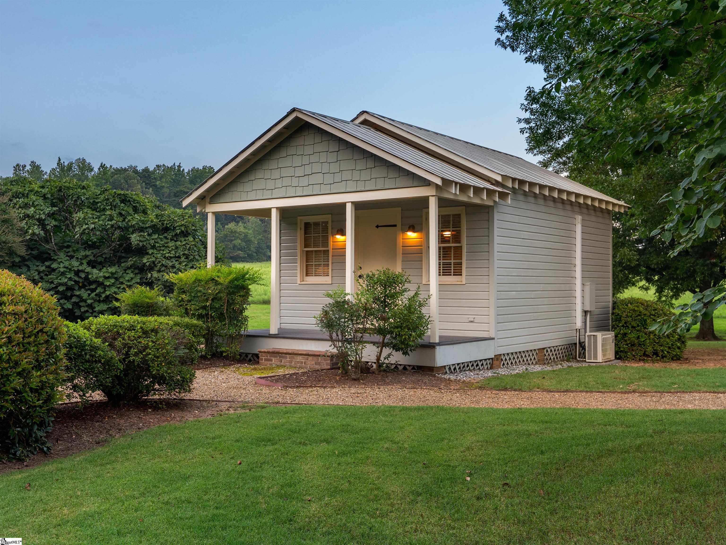 10490 New Cut Road Campobello, SC 29322