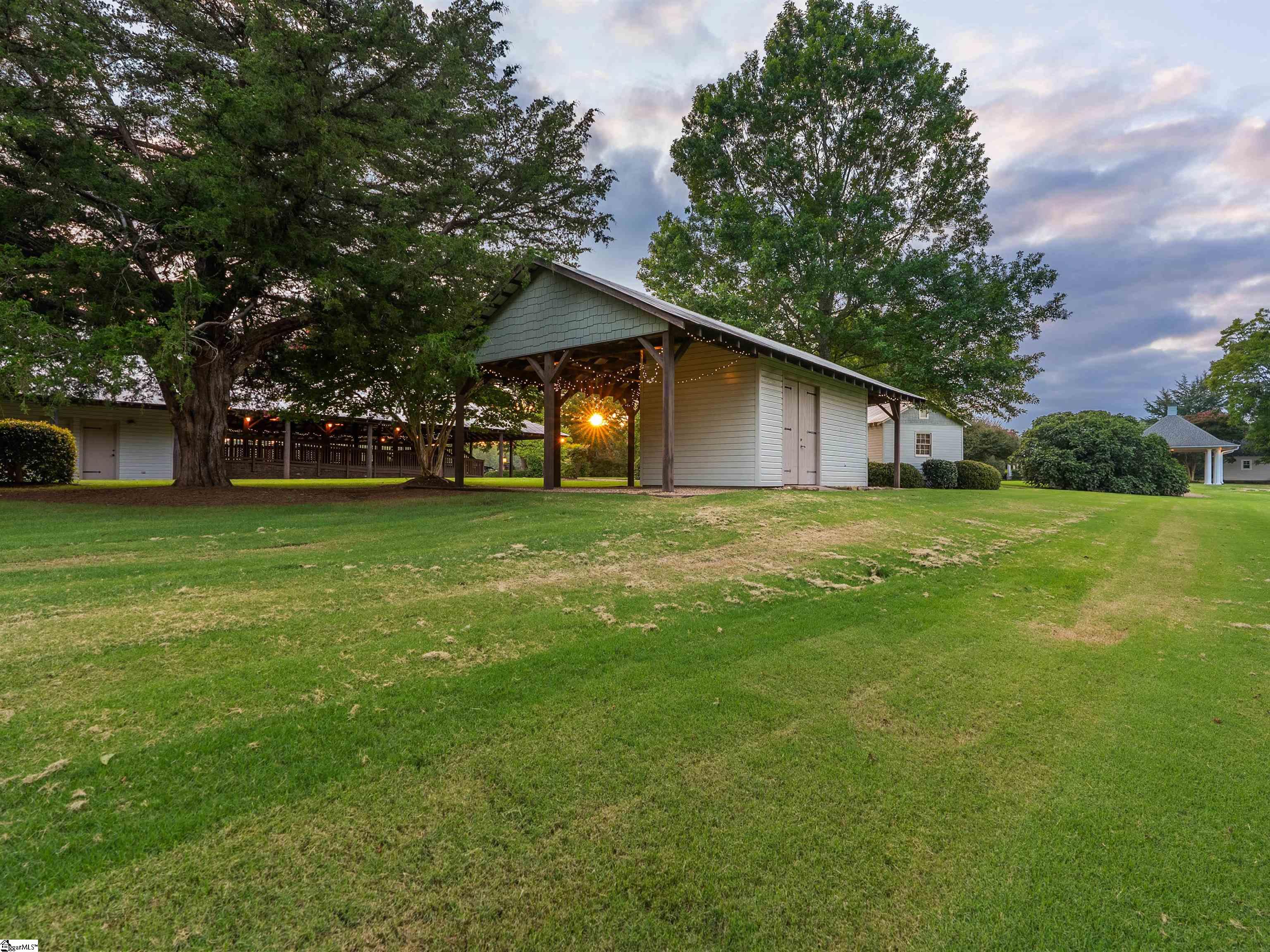 10490 New Cut Road Campobello, SC 29322