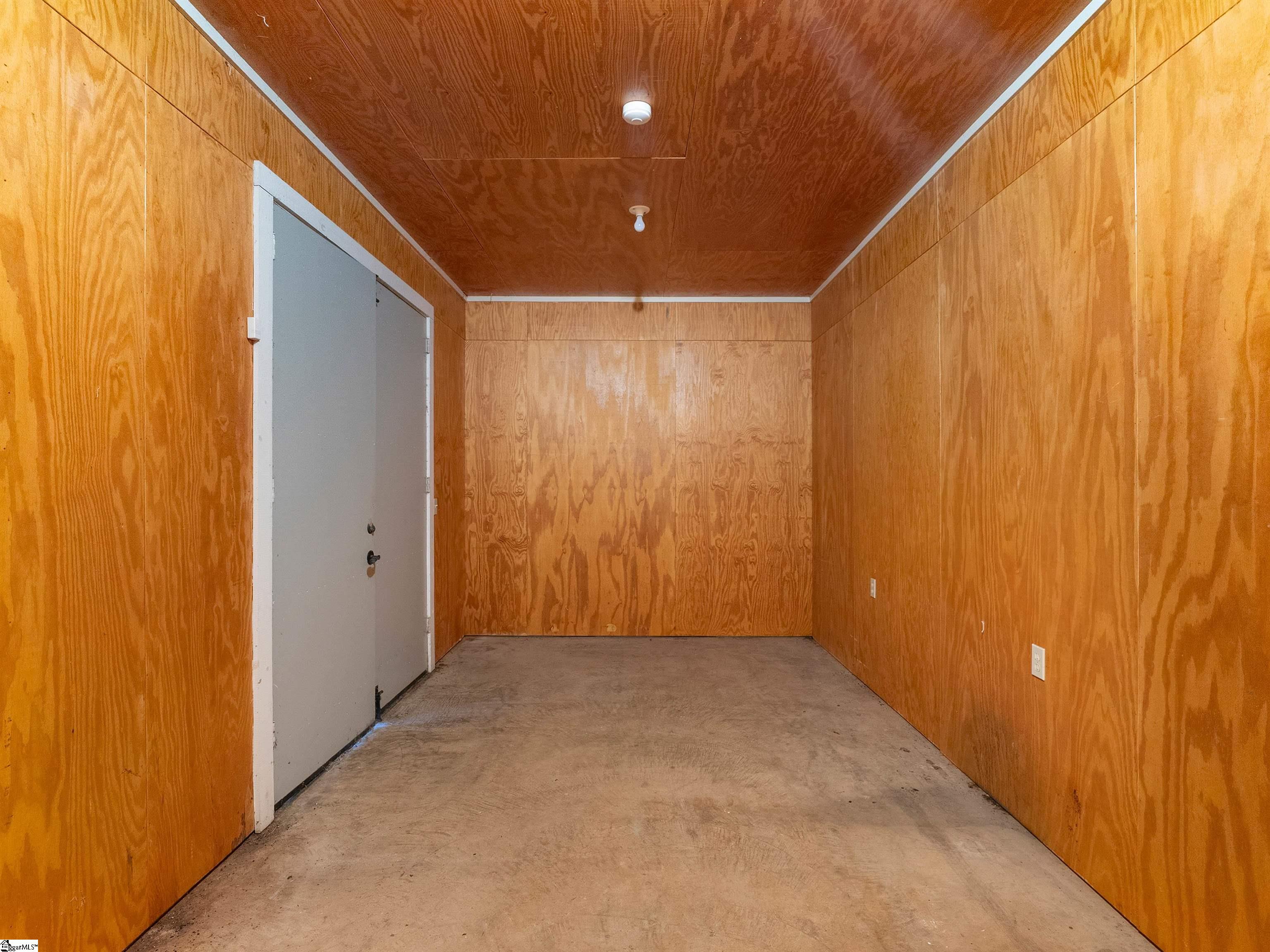 10490 New Cut Road Campobello, SC 29322