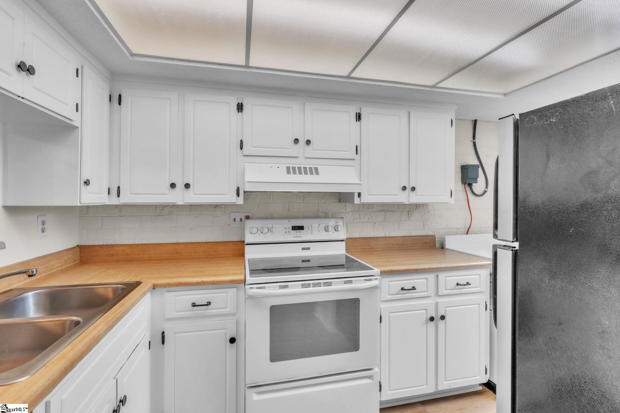 2530 E North Street UNIT Unit 11B Greenville, SC 29615