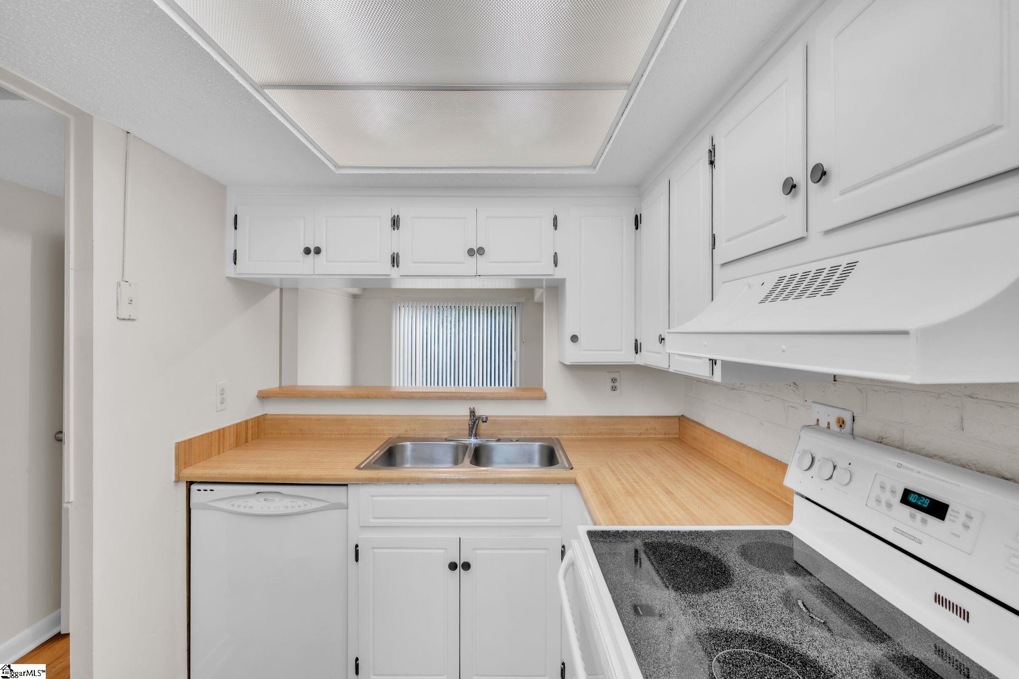 2530 E North Street UNIT Unit 11B Greenville, SC 29615