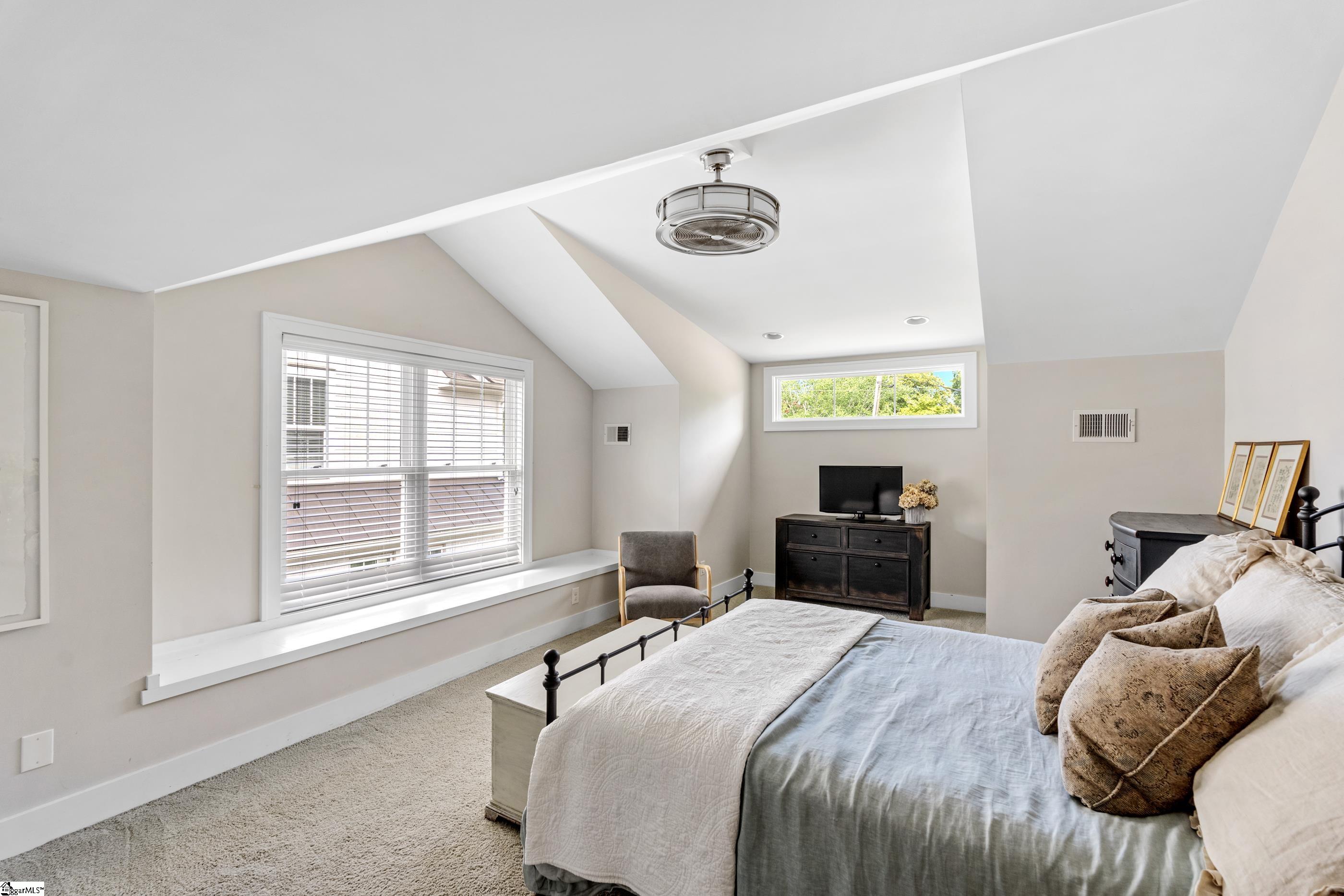333 Jones Avenue Greenville, SC 29605