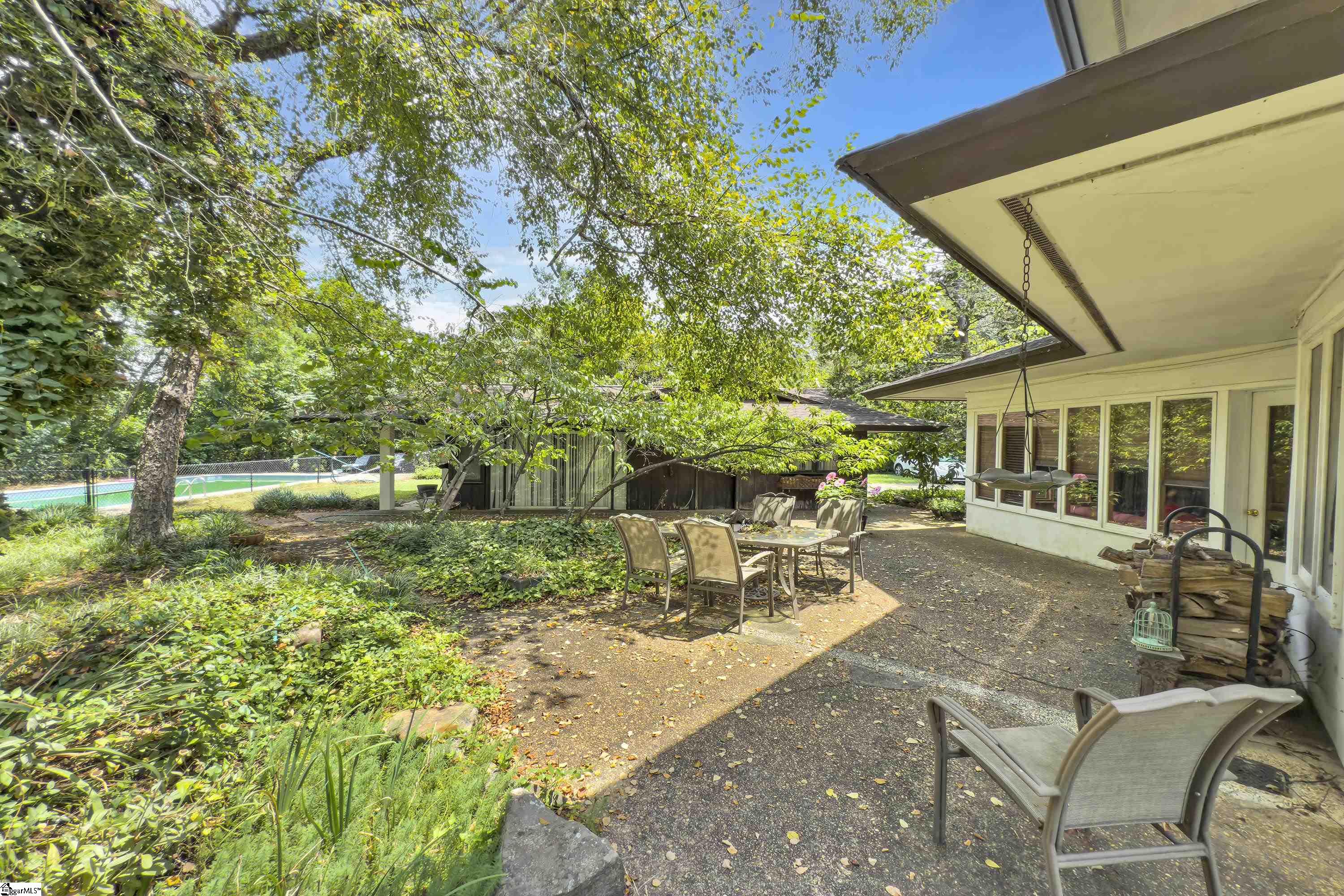 627 Pelham Road Greenville, SC 29615