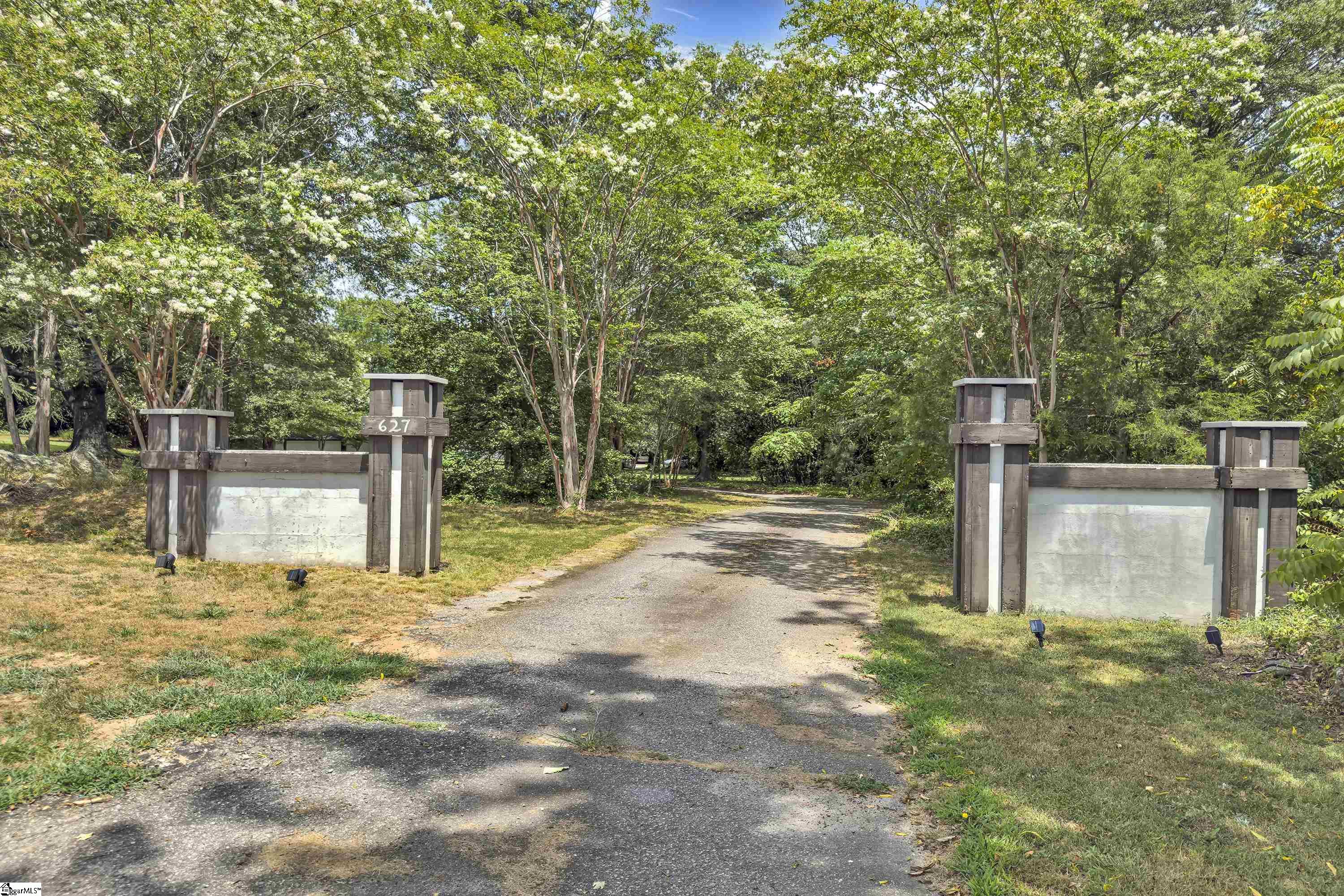 627 Pelham Road Greenville, SC 29615