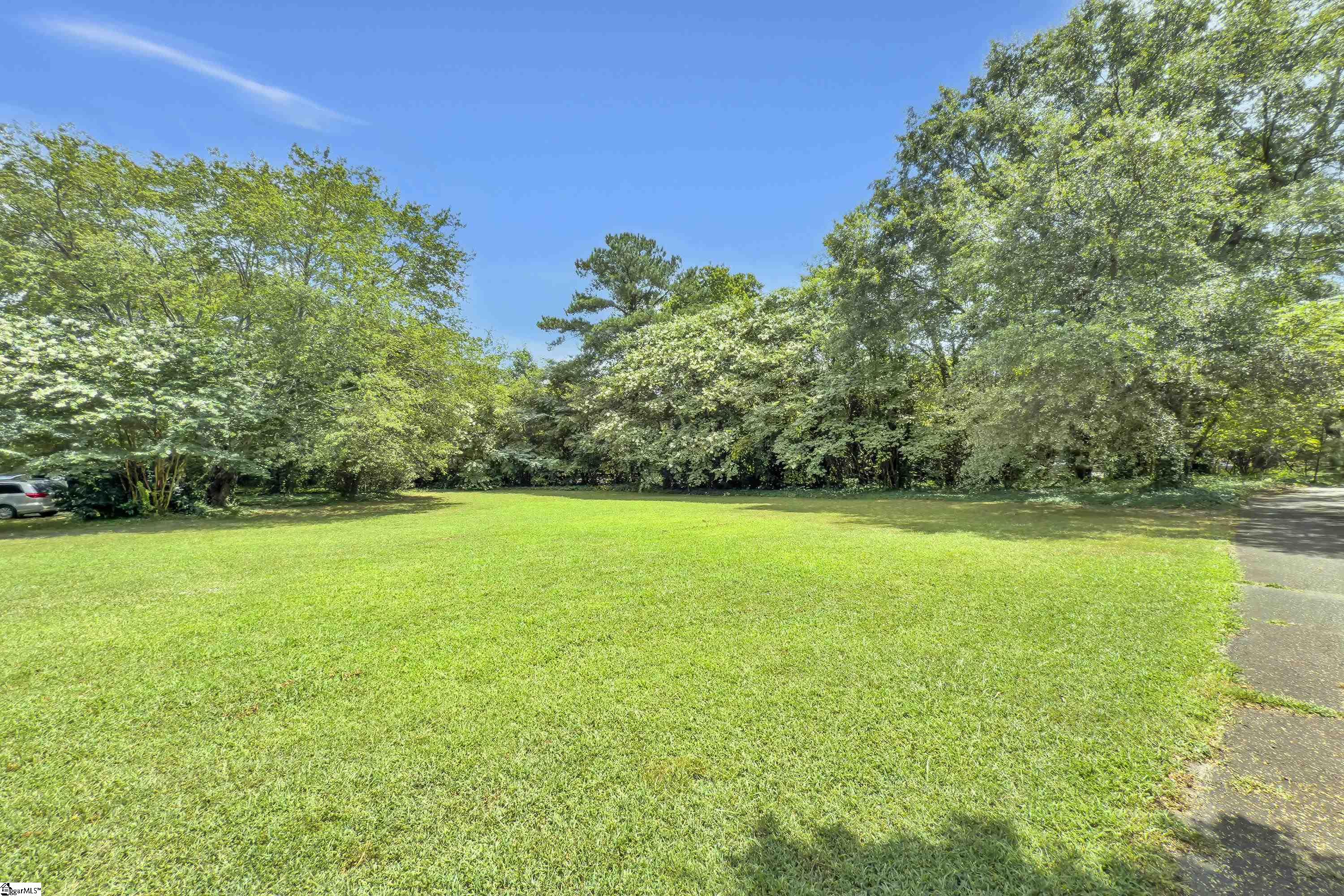 627 Pelham Road Greenville, SC 29615
