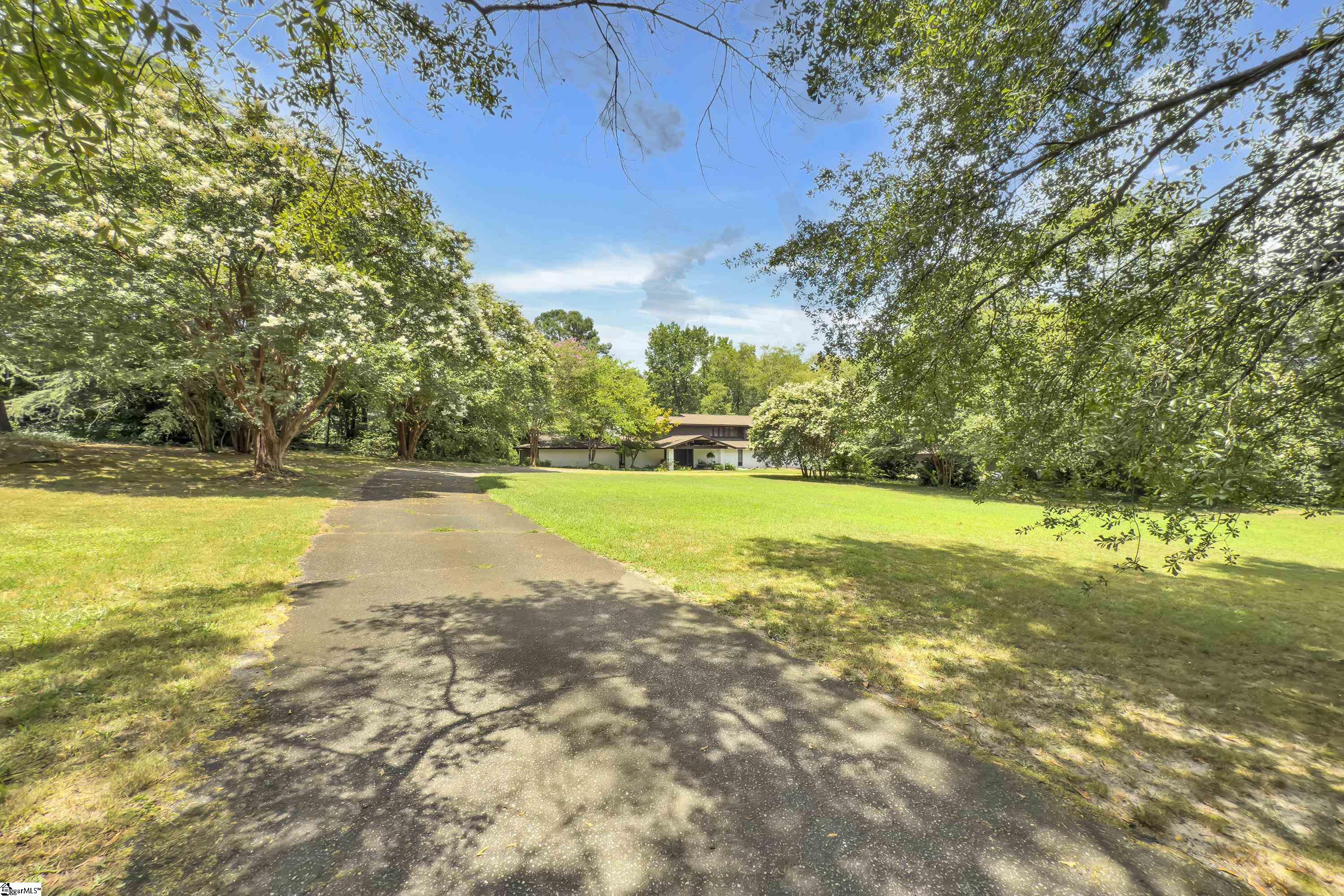 627 Pelham Road Greenville, SC 29615