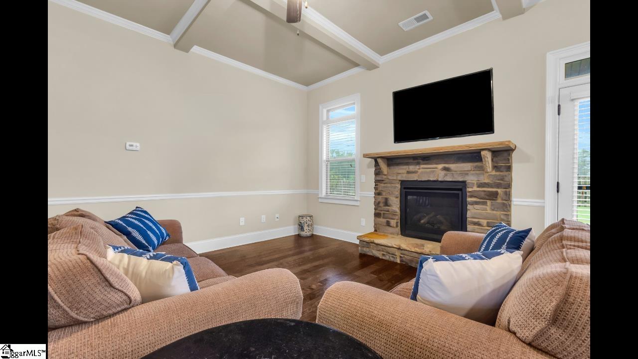 504 Rose Arbor Lane Simpsonville, SC 29681