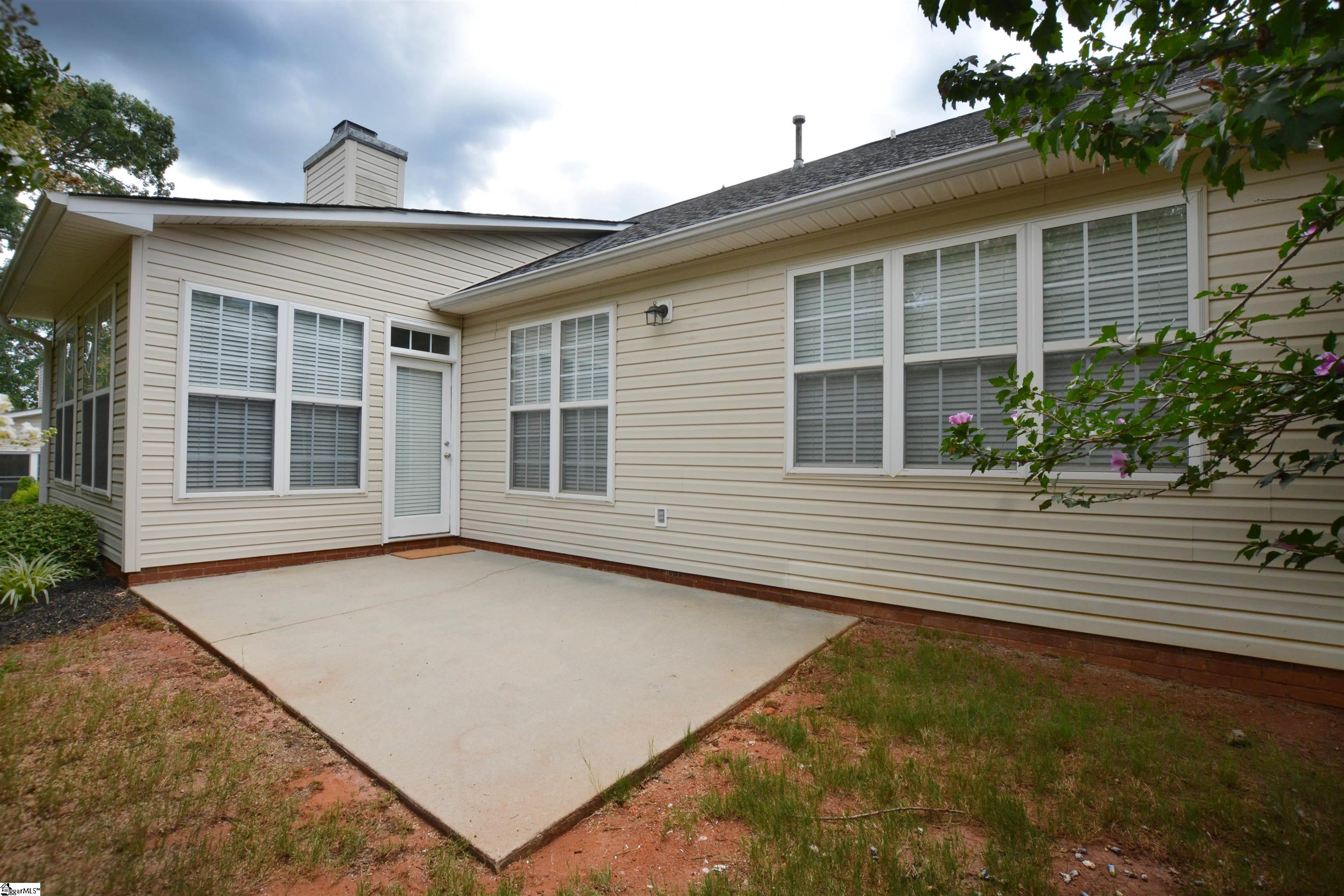 7 Meadowlands Way Greenville, SC 29615