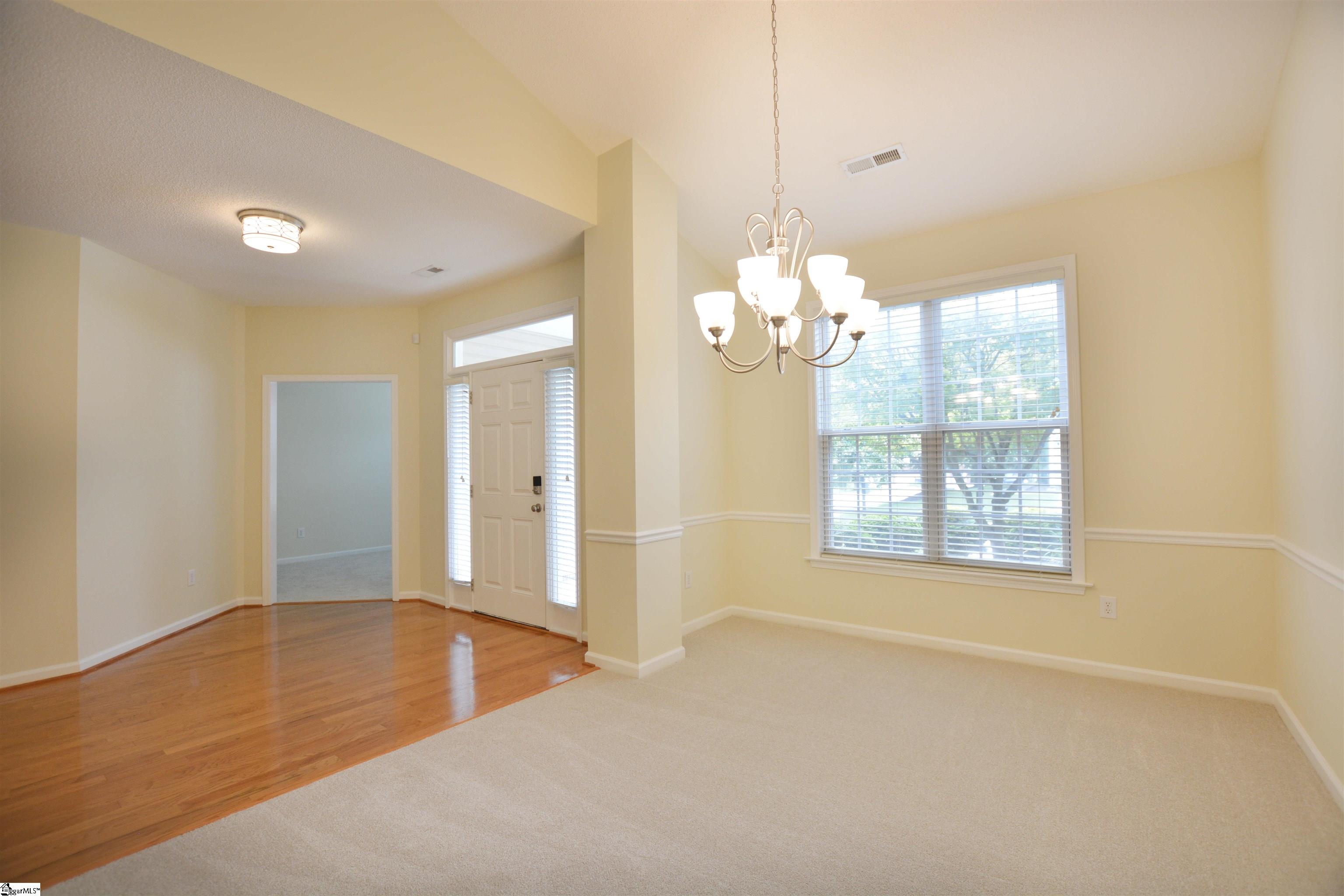 7 Meadowlands Way Greenville, SC 29615