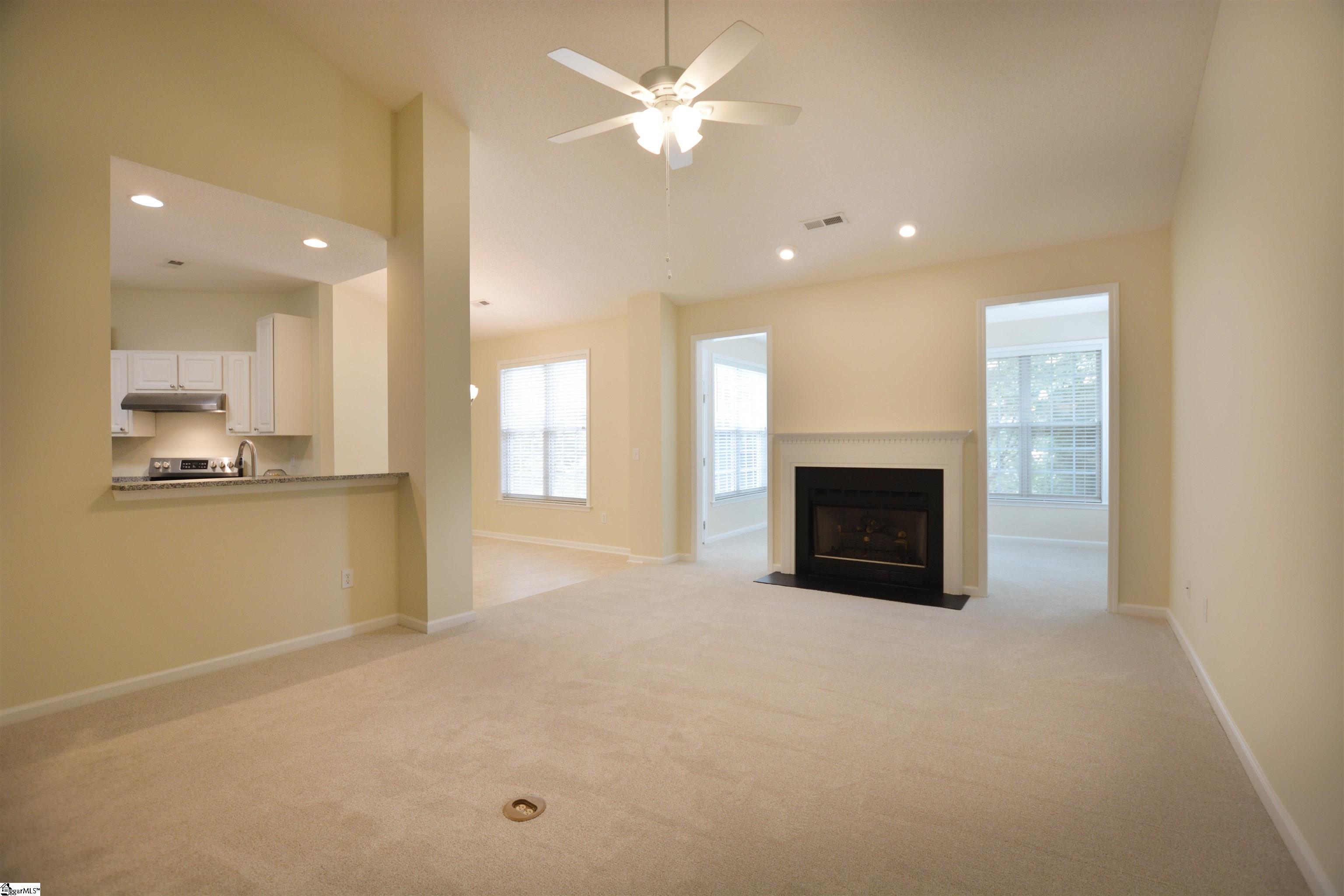 7 Meadowlands Way Greenville, SC 29615