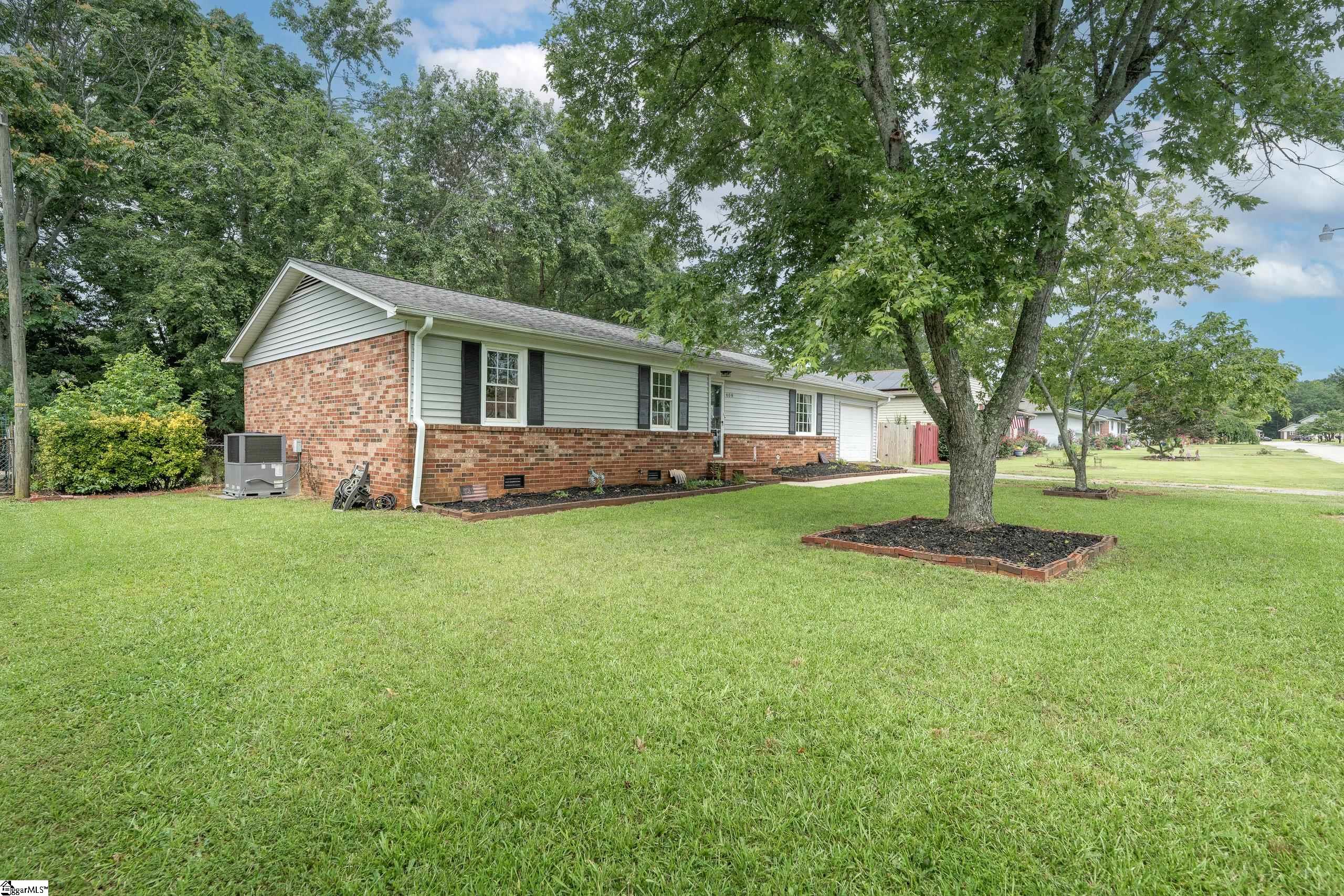 408 Berea Forest Circle Greenville, SC 29617