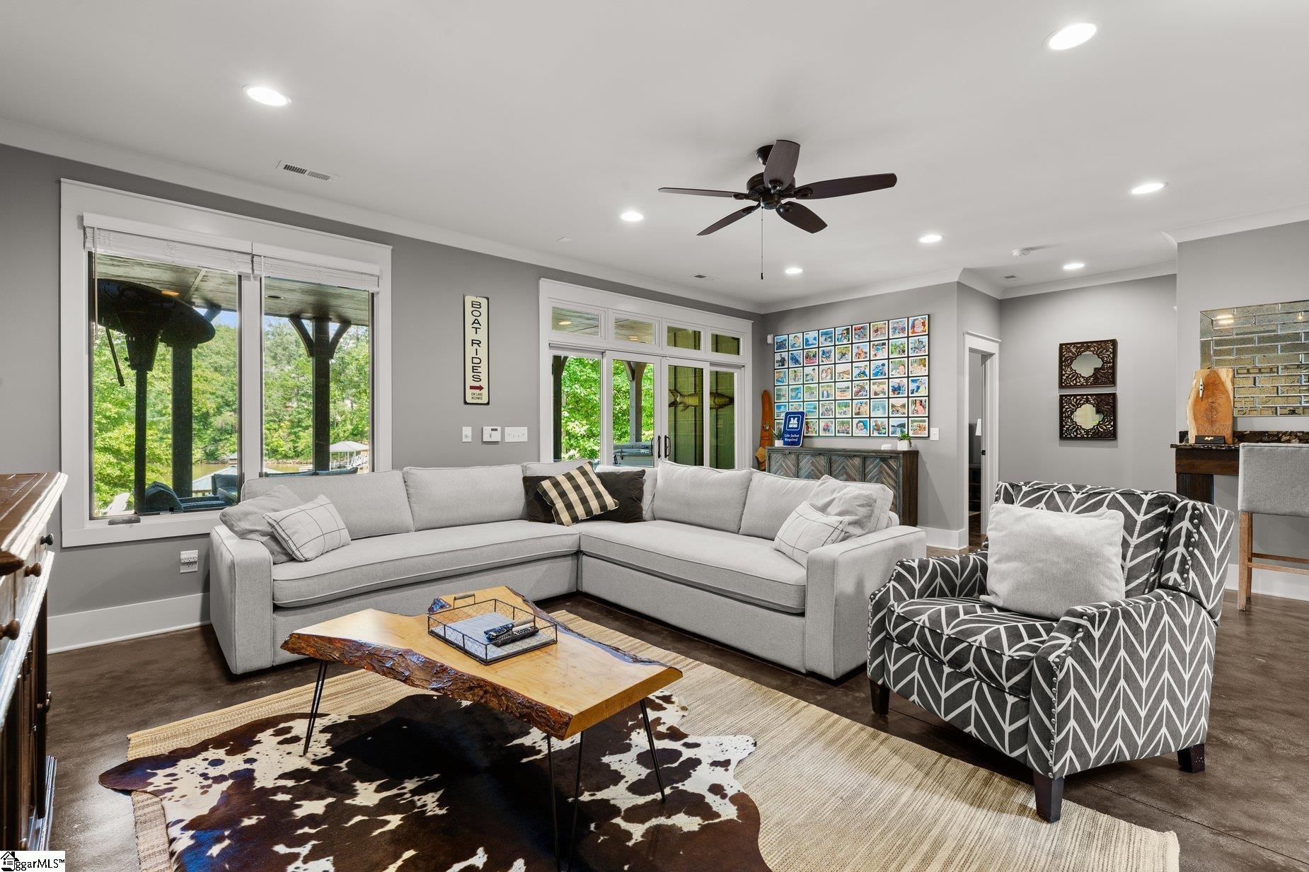 382 Hideaway Cove Drive Seneca, SC 29672