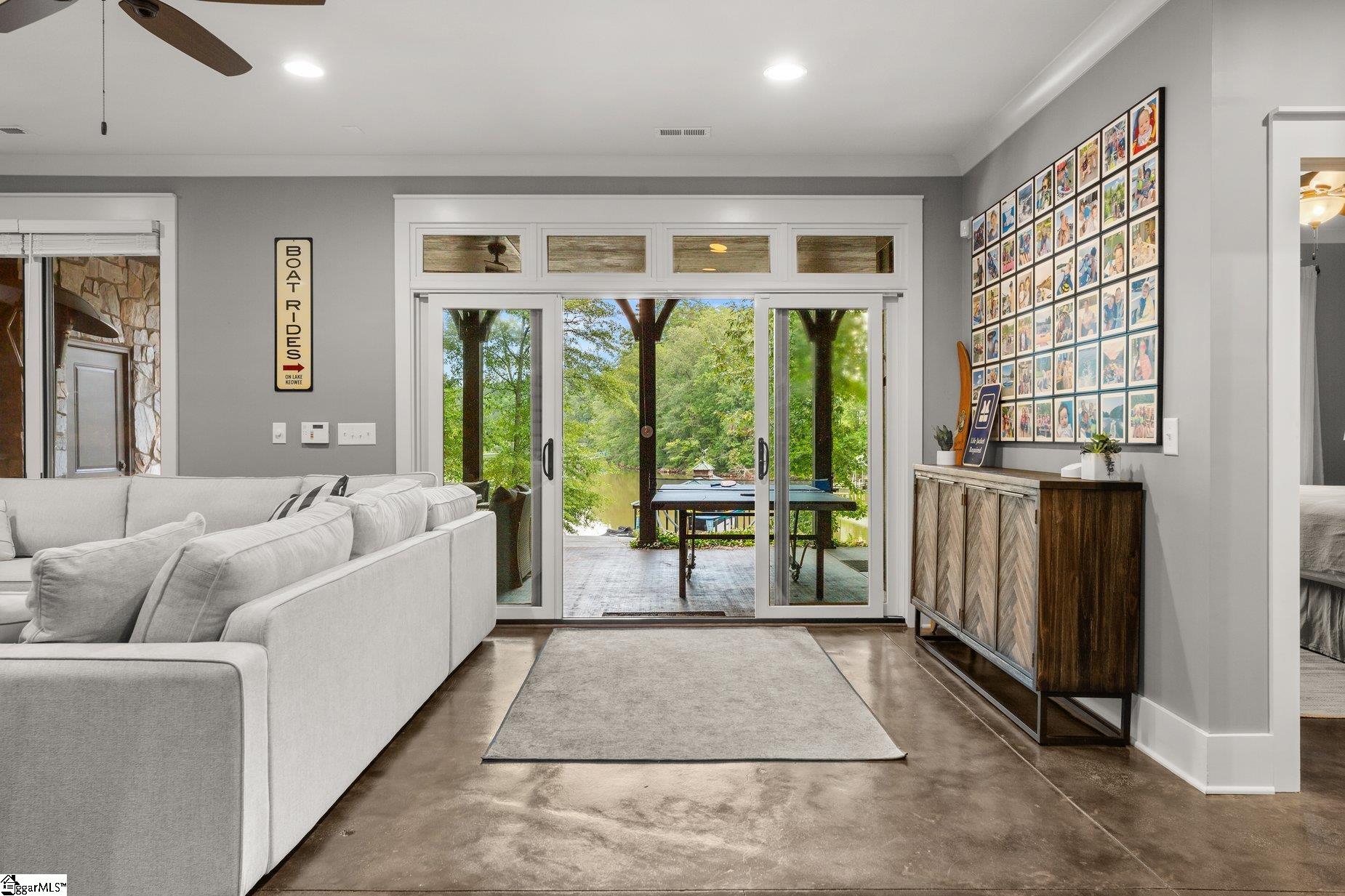 382 Hideaway Cove Drive Seneca, SC 29672