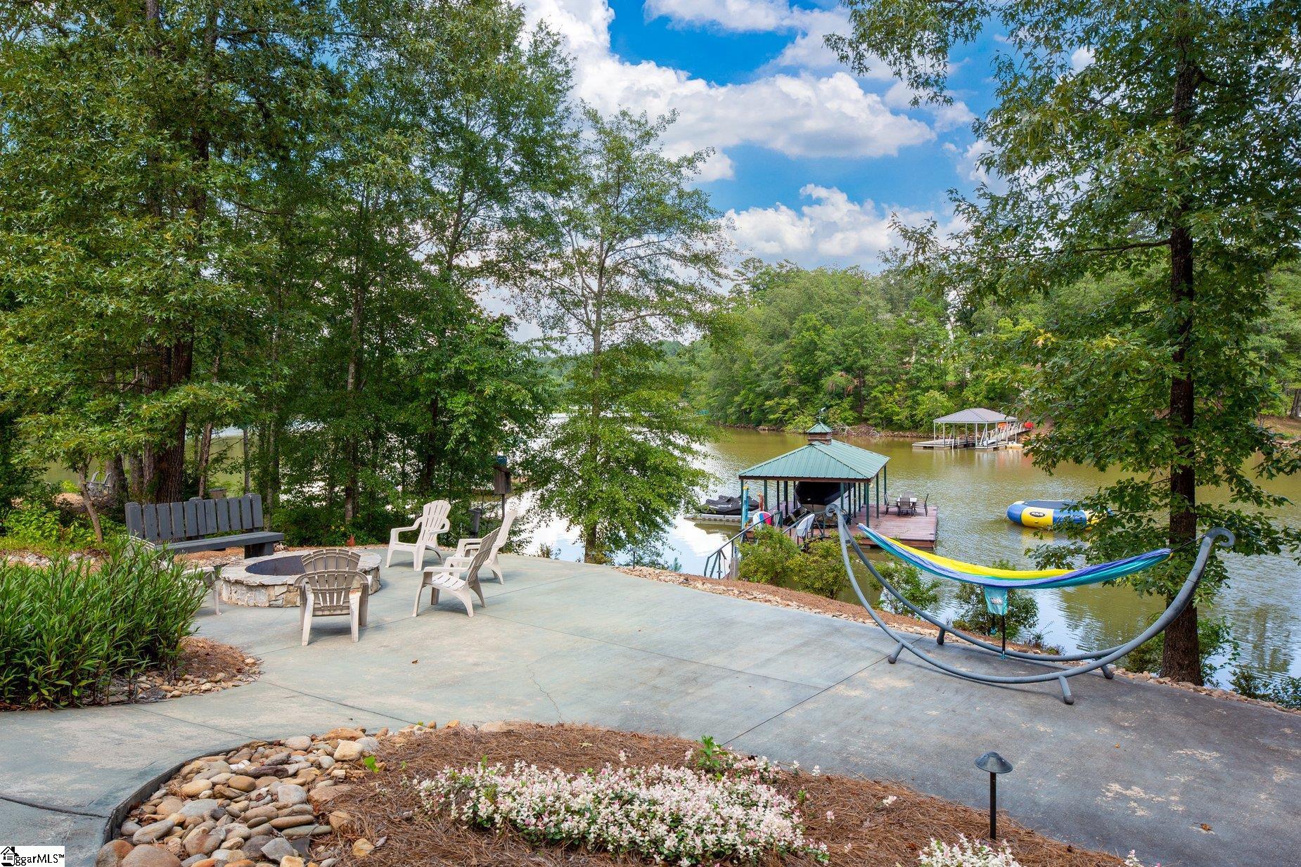382 Hideaway Cove Drive Seneca, SC 29672