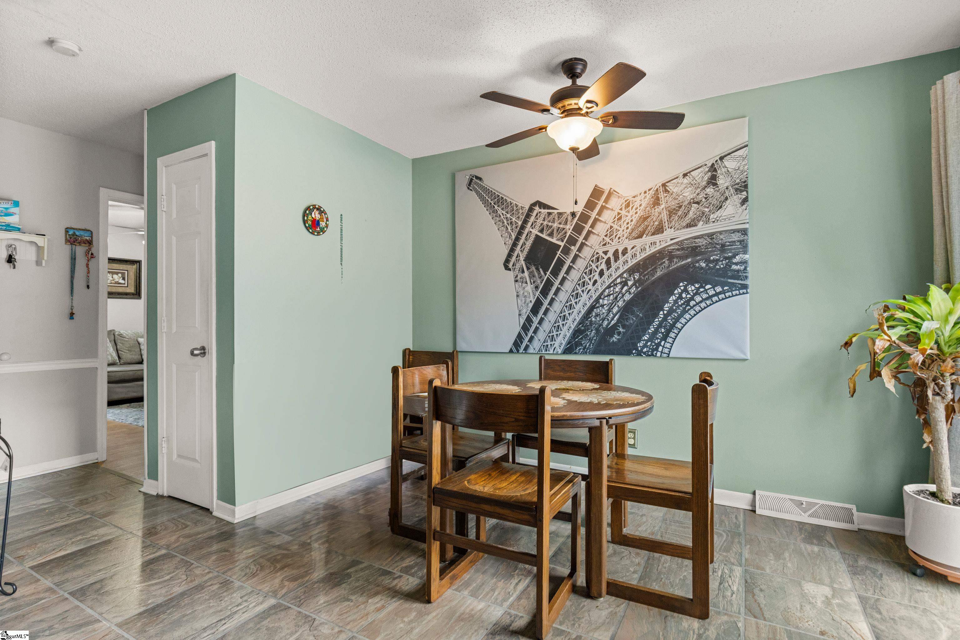 3 Timber Creek Court Taylors, SC 29687