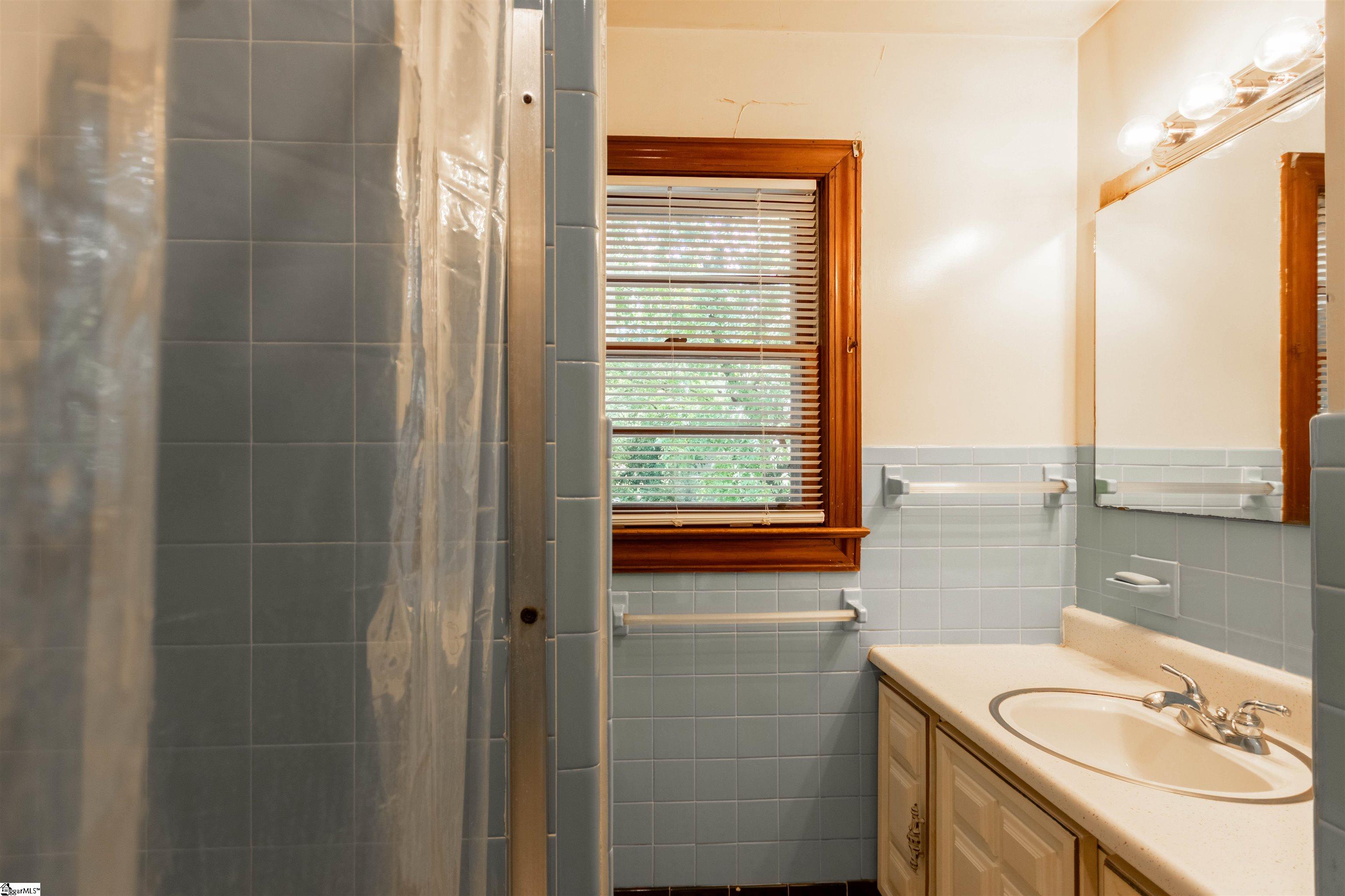 1014 Rutherford Road Greenville, SC 29609