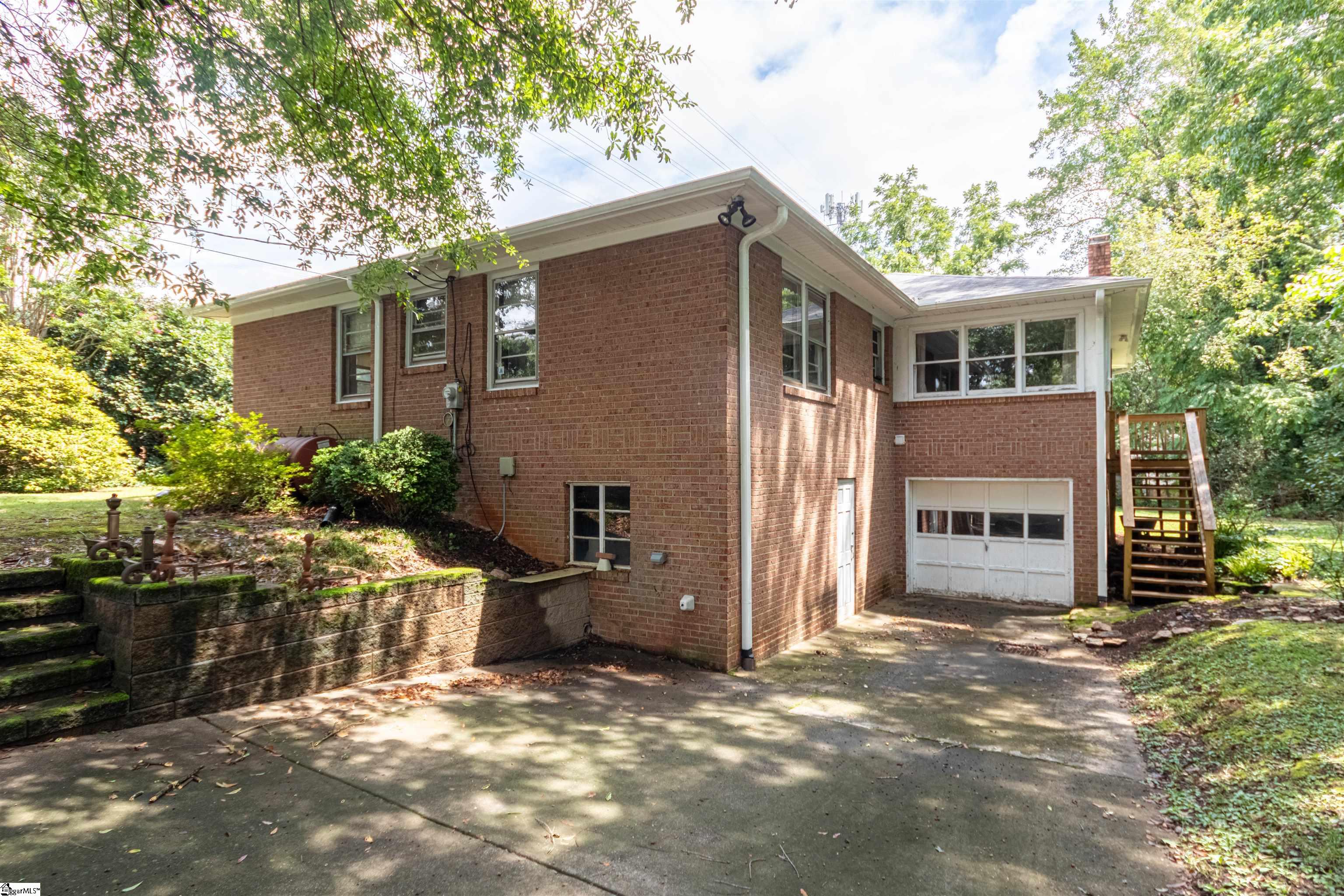 1014 Rutherford Road Greenville, SC 29609