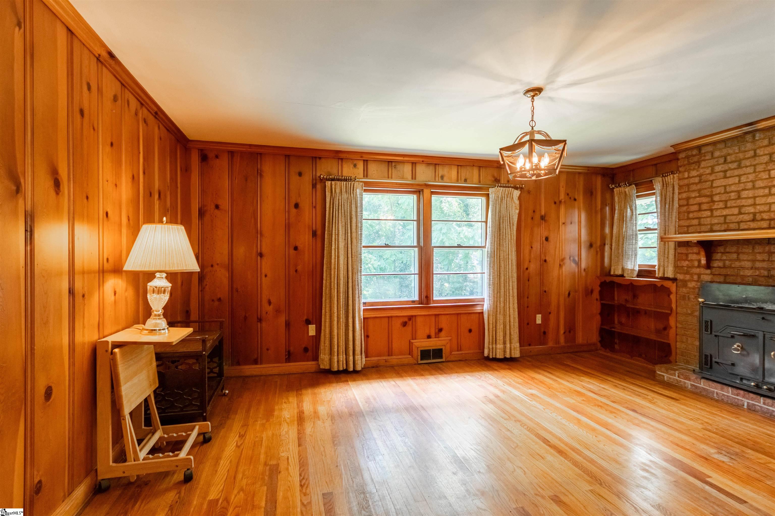 1014 Rutherford Road Greenville, SC 29609