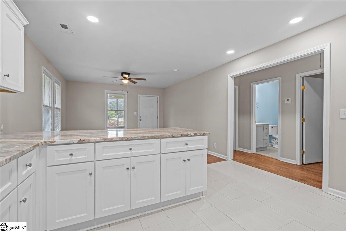 16 Bradley Street Greenville, SC 29611