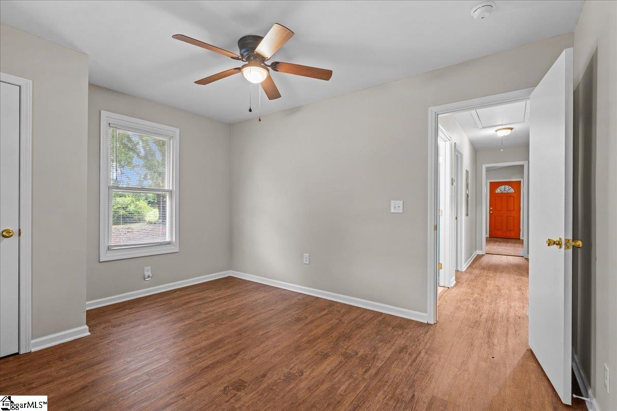 16 Bradley Street Greenville, SC 29611