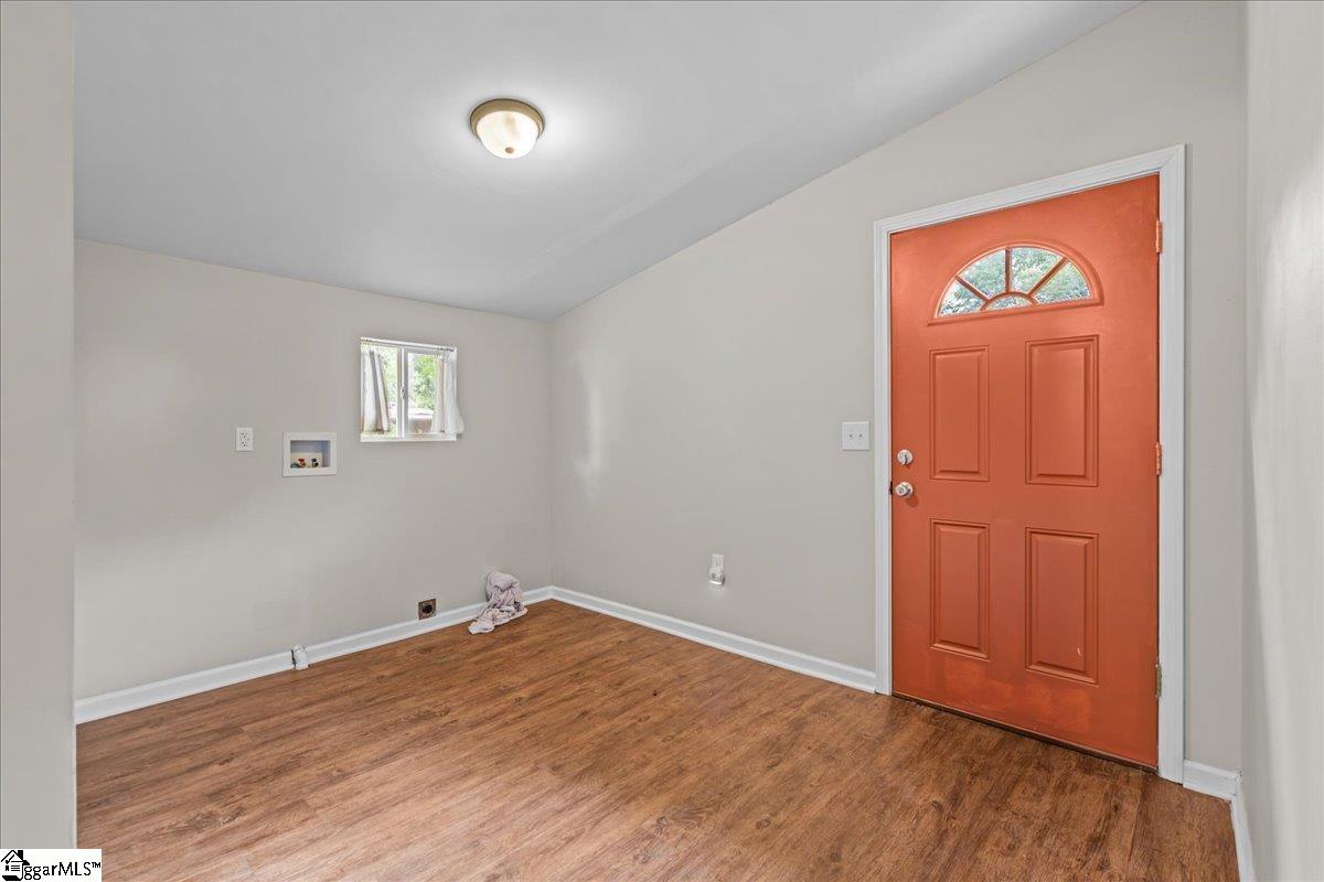 16 Bradley Street Greenville, SC 29611