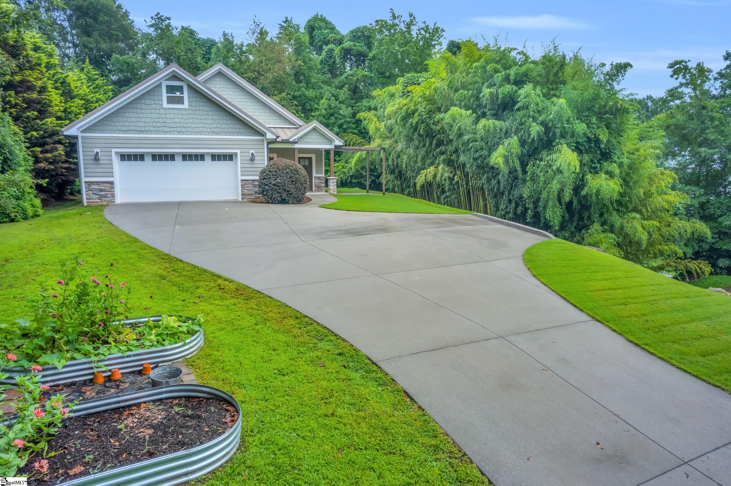 4724 State Park Road Travelers Rest, SC 29690