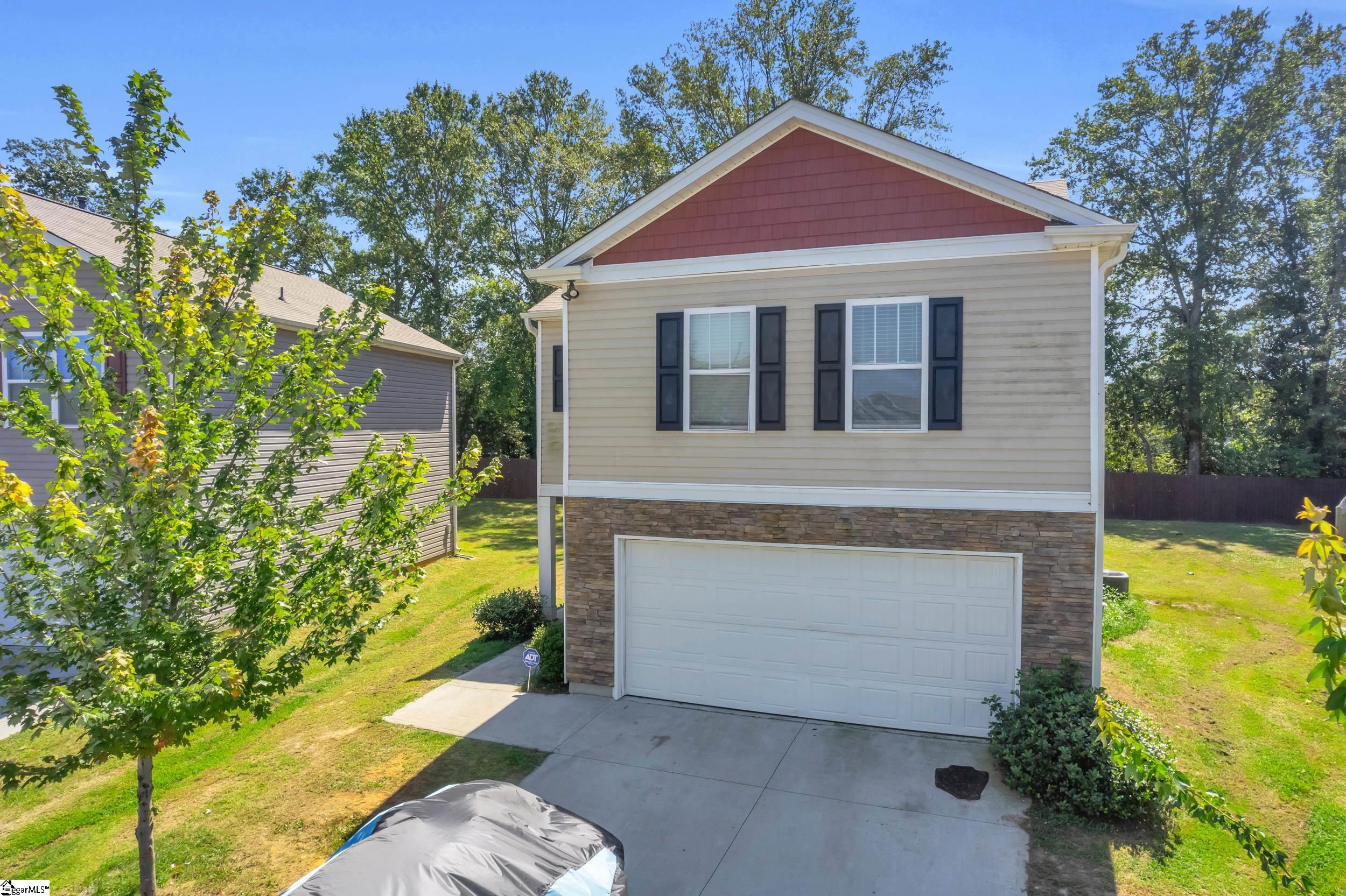 1055 Summerlin Trail Duncan, SC 29334