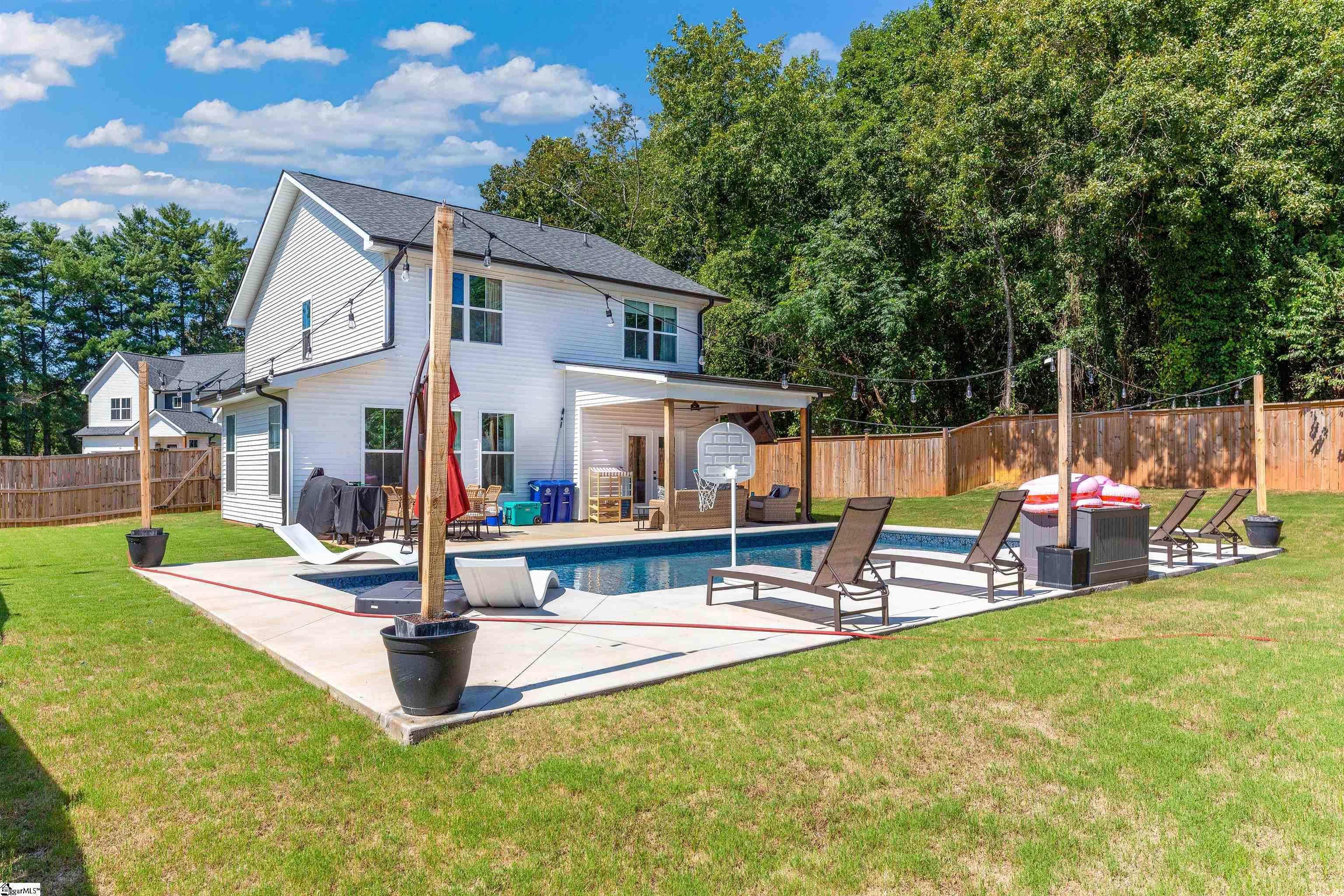 613A Old Rutherford Road Taylors, SC 29687