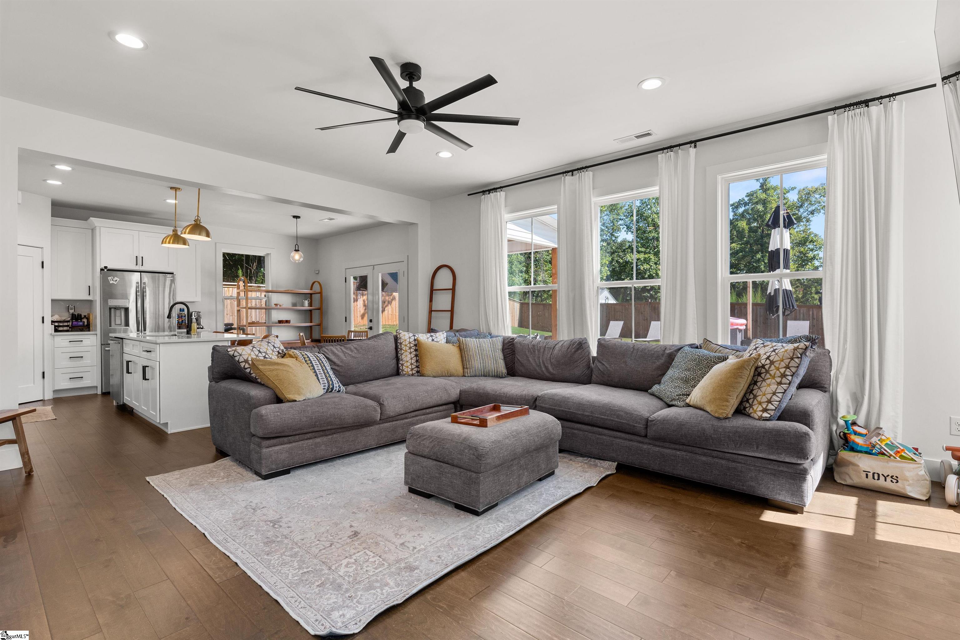 613A Old Rutherford Road Taylors, SC 29687