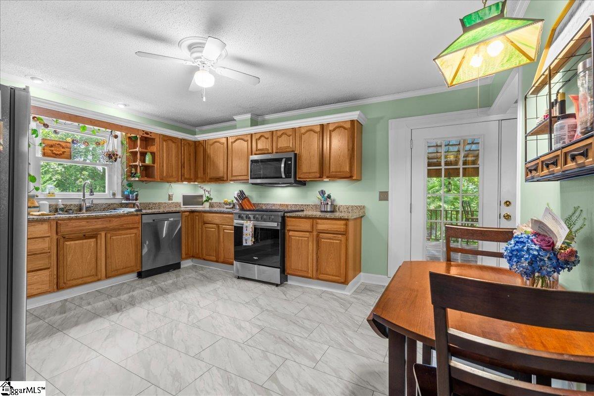 211 Covington Court Greenville, SC 29617